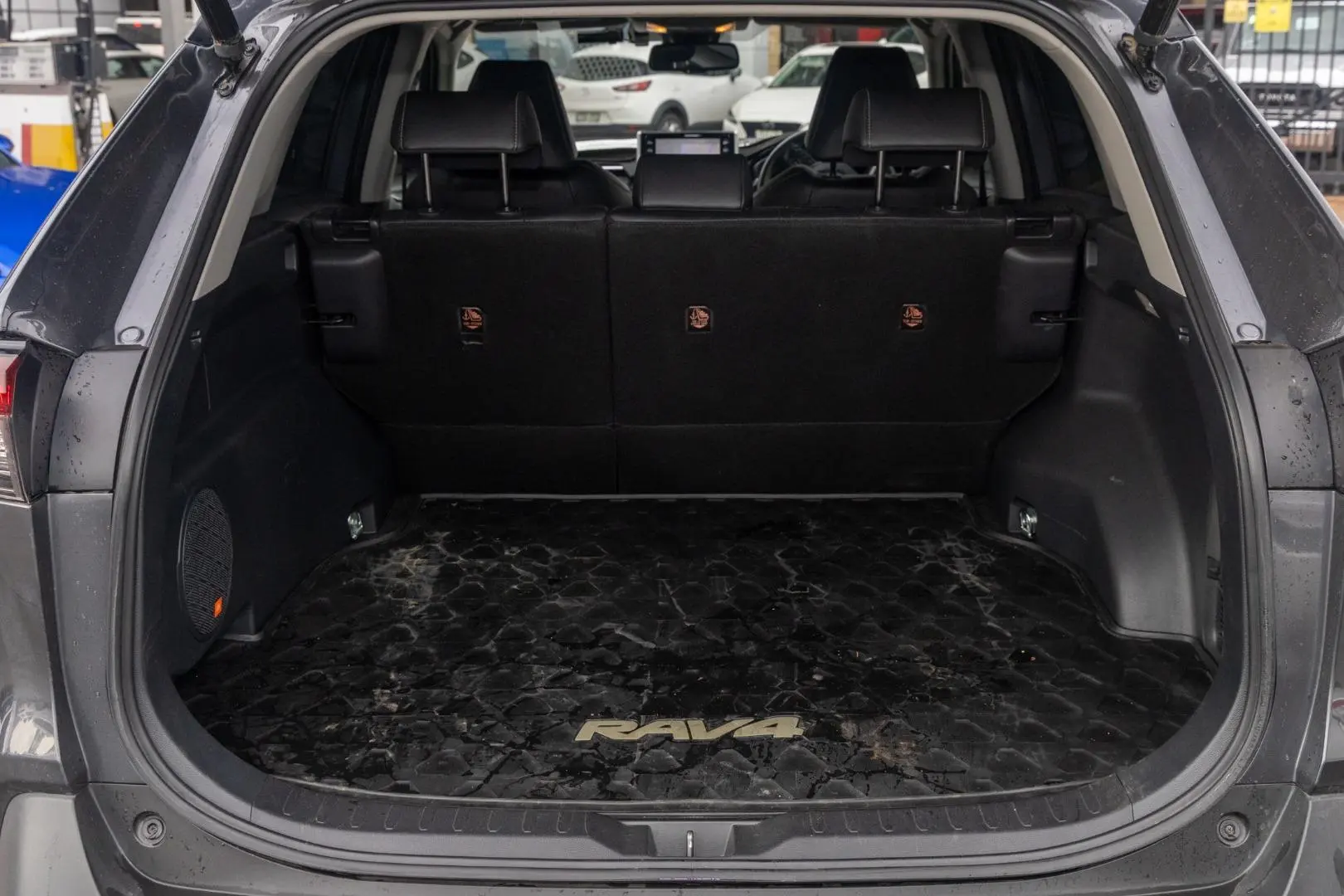2020 Toyota RAV4 Gallery Image 19