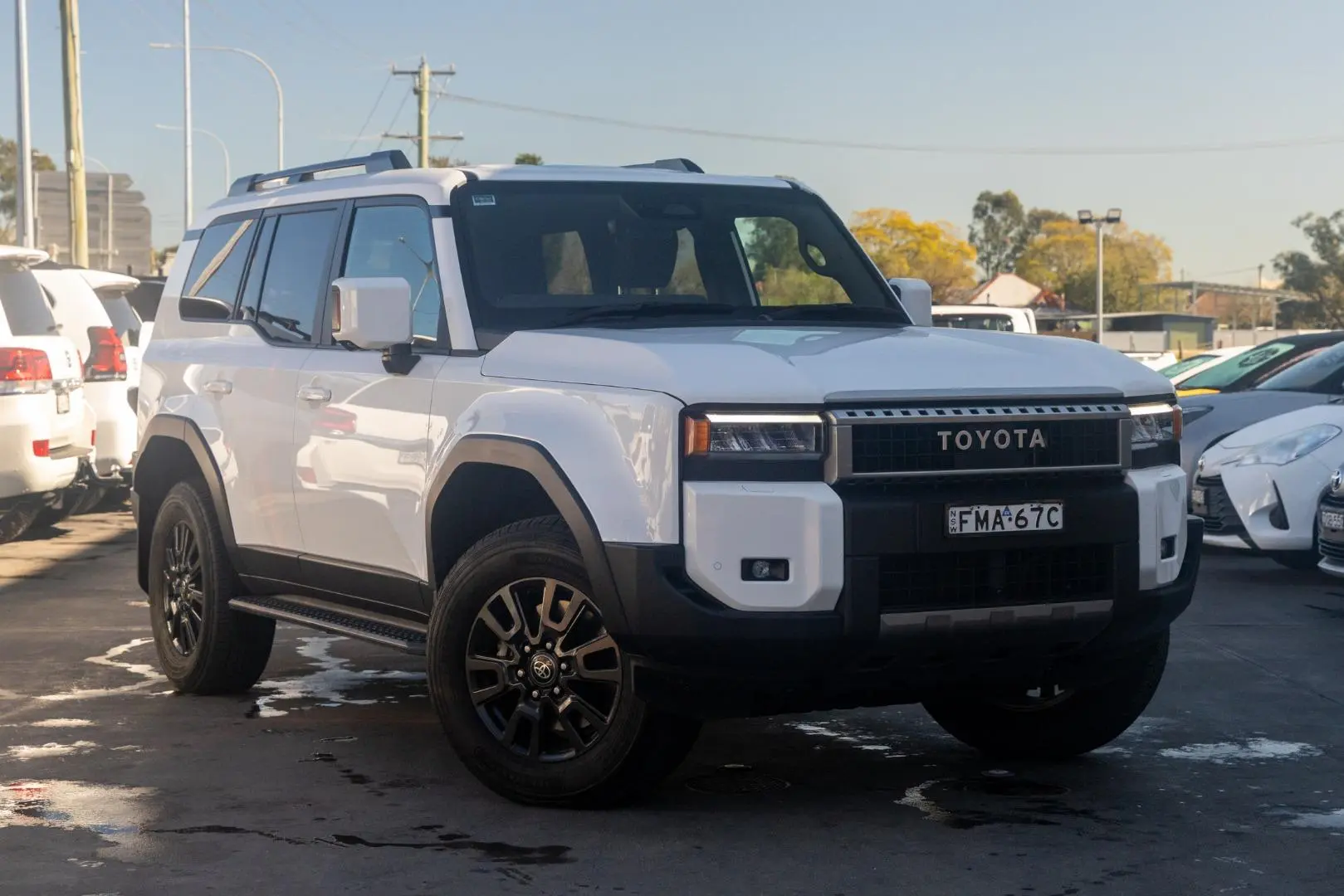 2024 Toyota Landcruiser Prado Gallery Image 1
