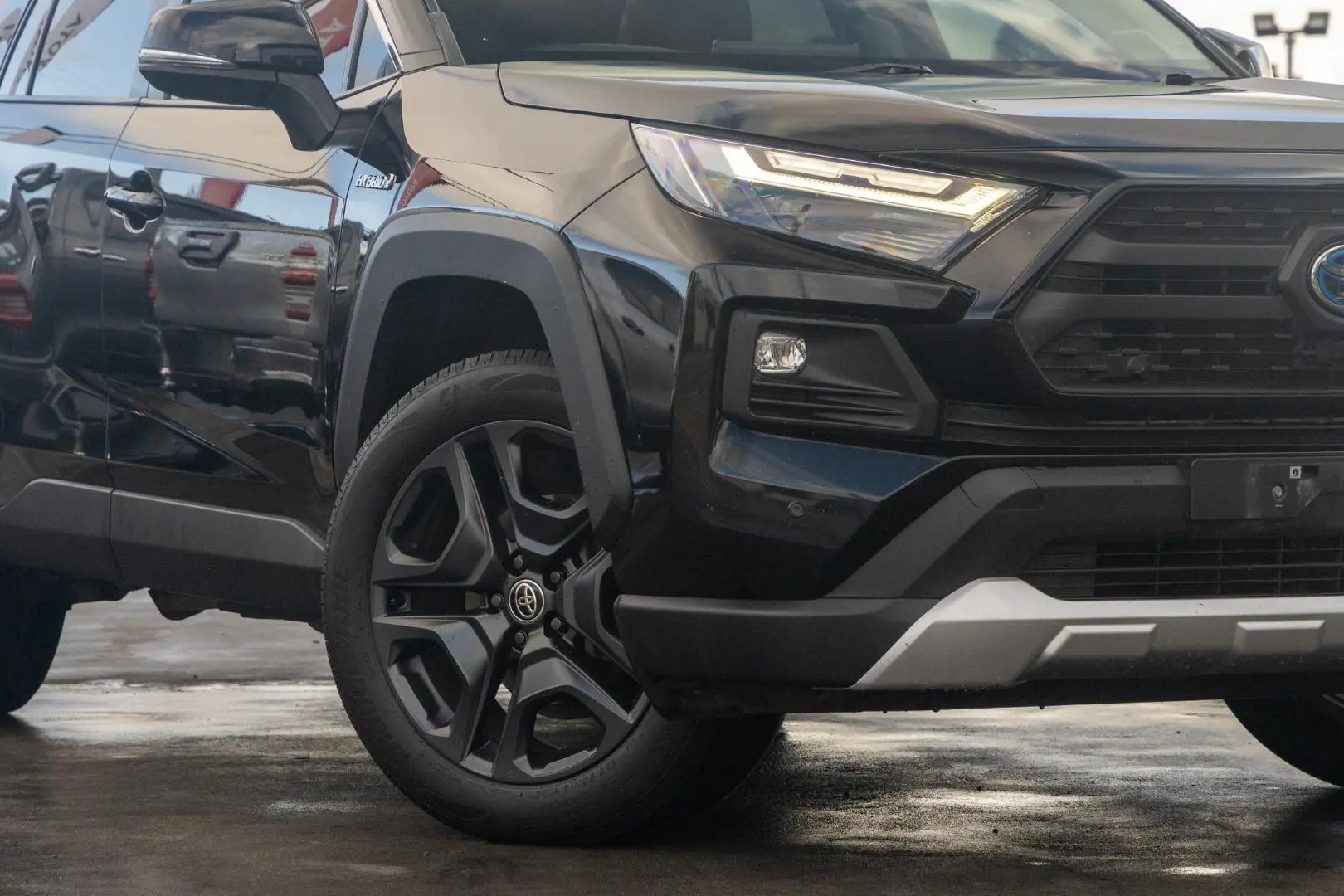 2022 Toyota RAV4 Gallery Image 6