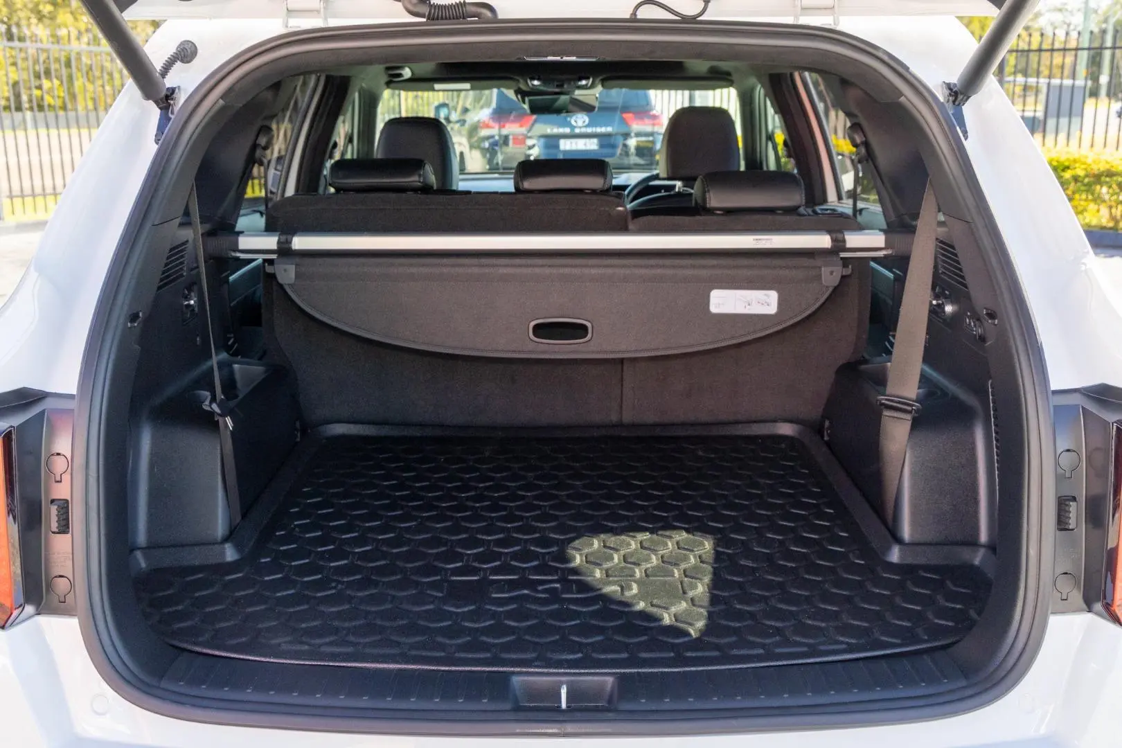 2025 Kia Sorento Gallery Image 19