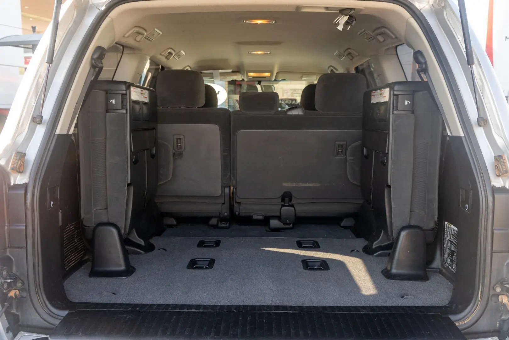 2017 Toyota Landcruiser Gallery Image 19