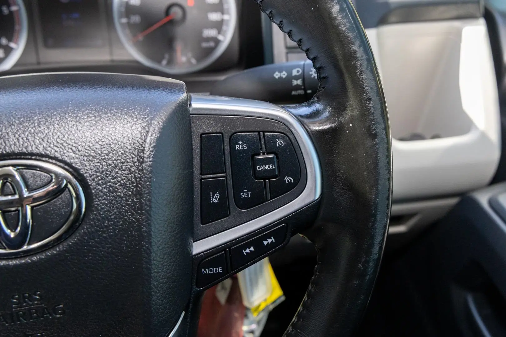 2024 Toyota Hiace Gallery Image 12