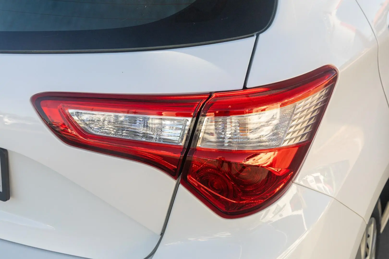 2019 Toyota Yaris Gallery Image 20