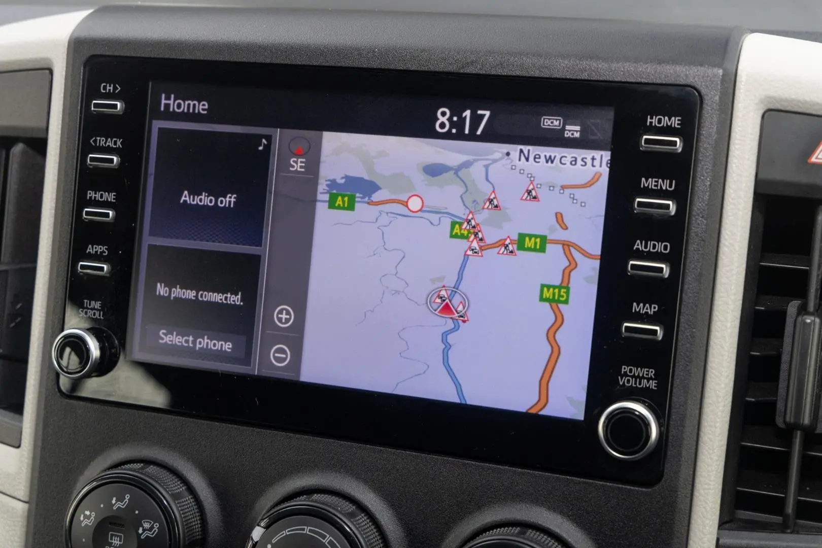 2023 Toyota Hiace Gallery Image 14