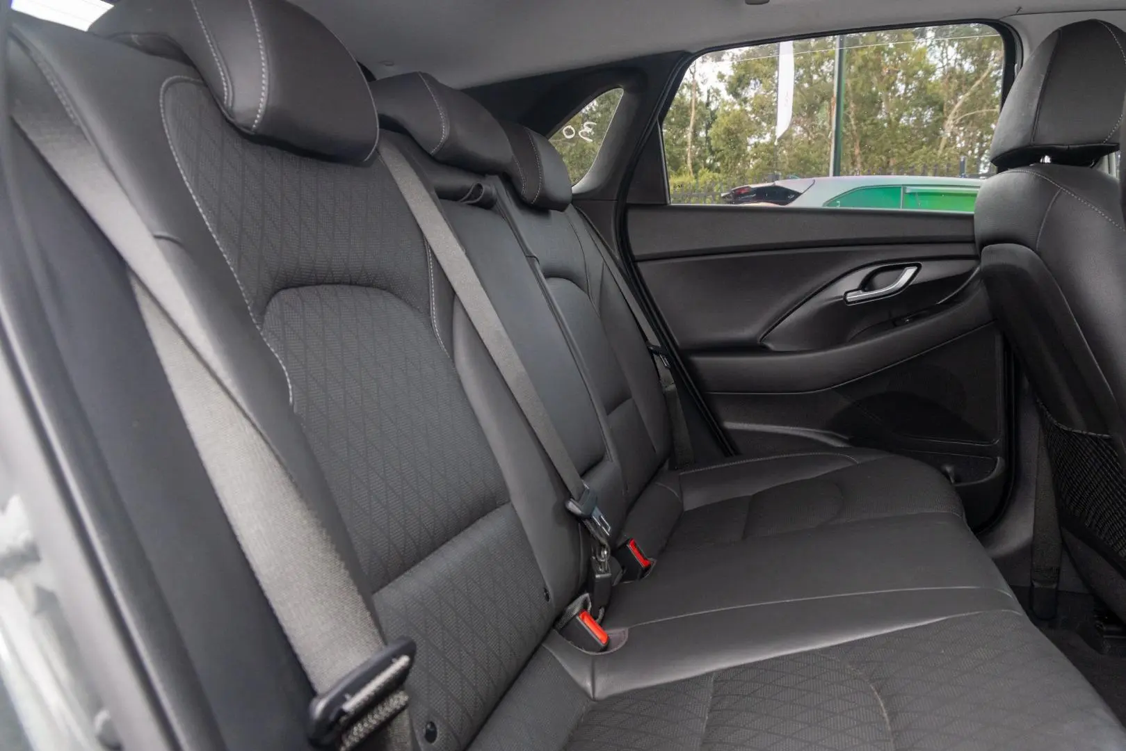 2020 Hyundai i30 Gallery Image 9