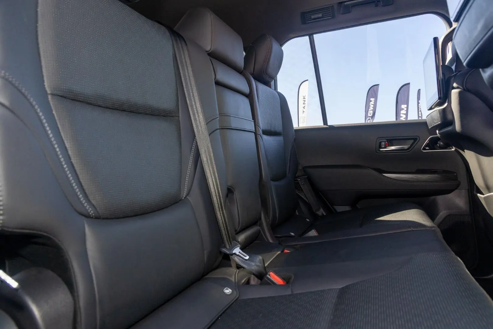 2022 Toyota Landcruiser Gallery Image 9