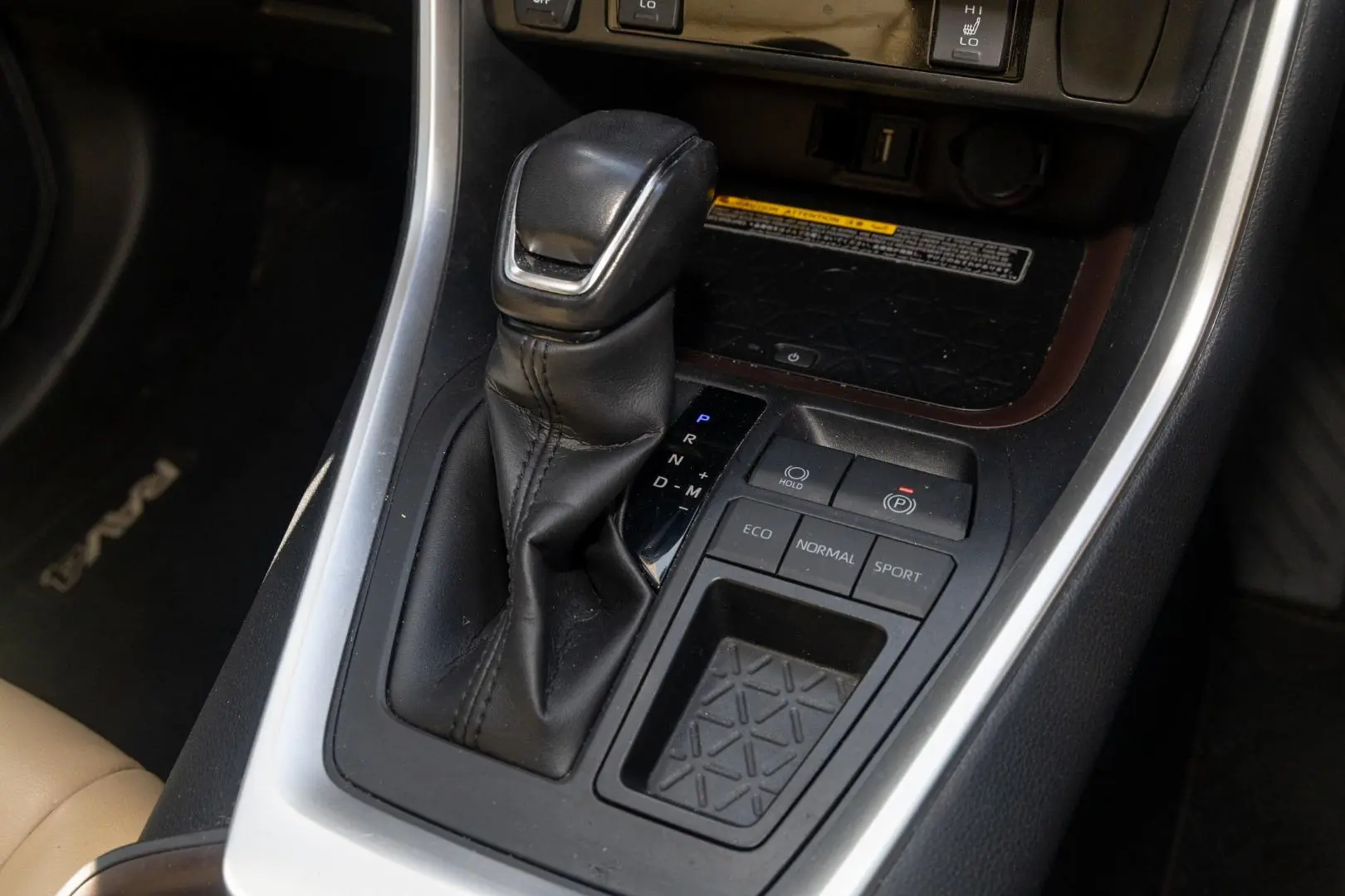 2021 Toyota RAV4 Gallery Image 17