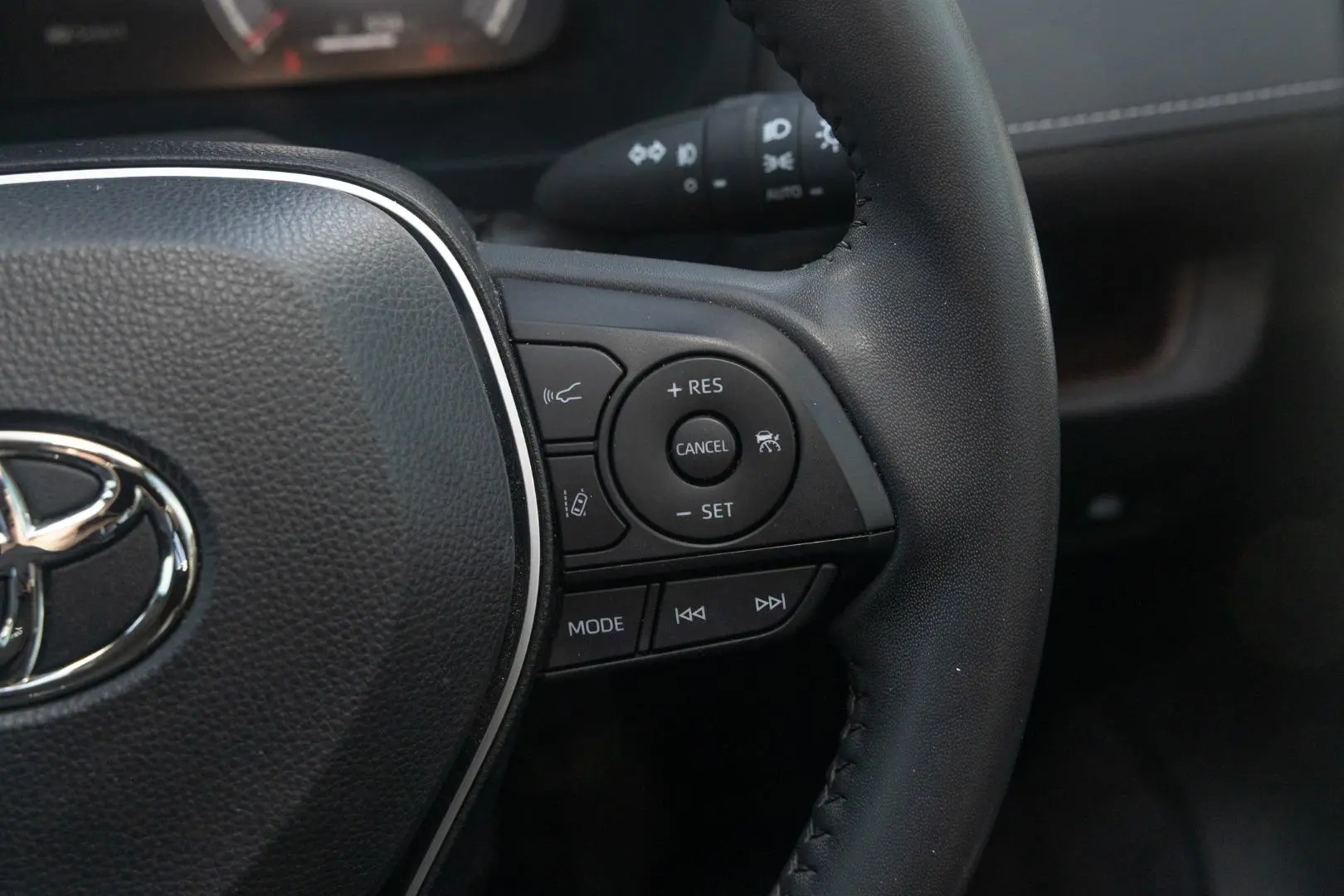 2024 Toyota RAV4 Gallery Image 12