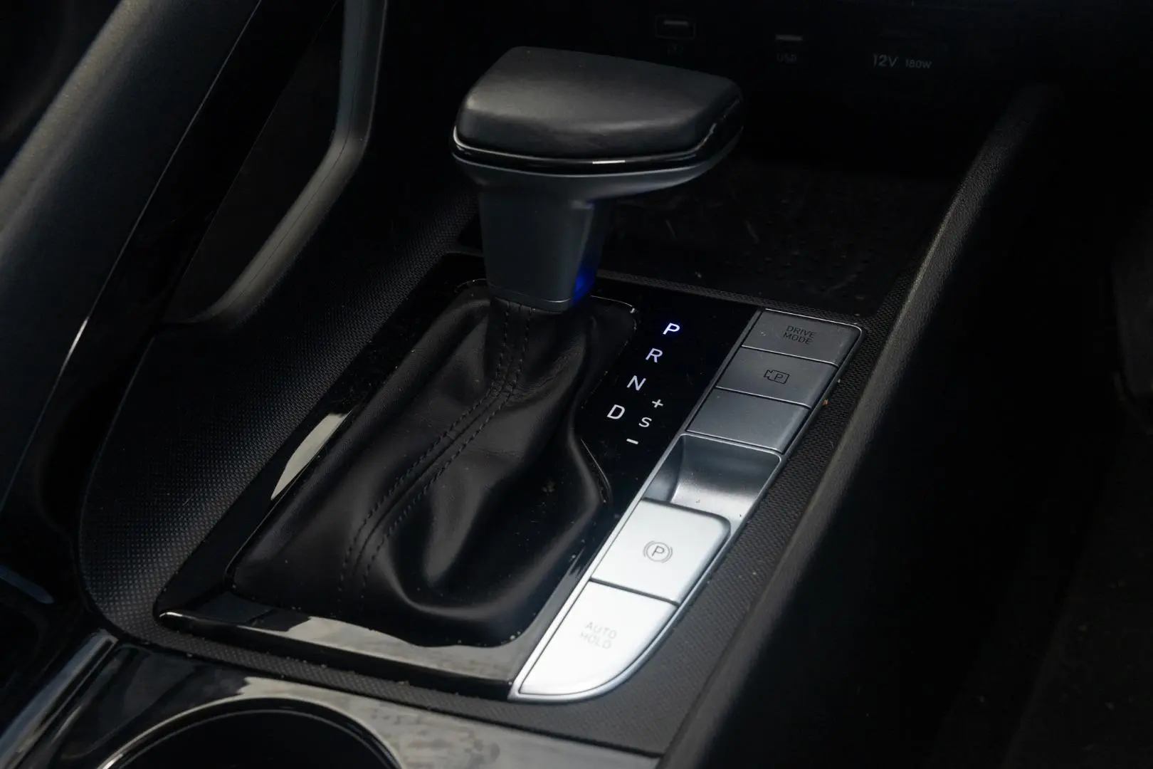2022 Hyundai i30 Gallery Image 17