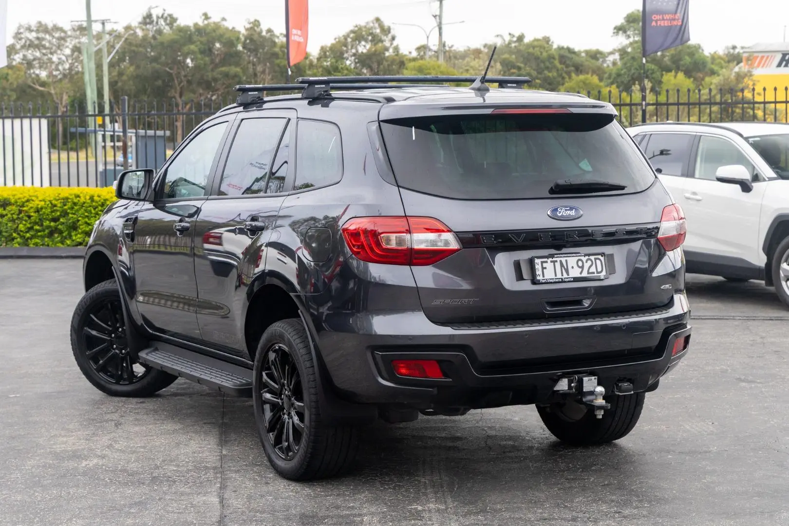 2022 Ford Everest Gallery Image 2