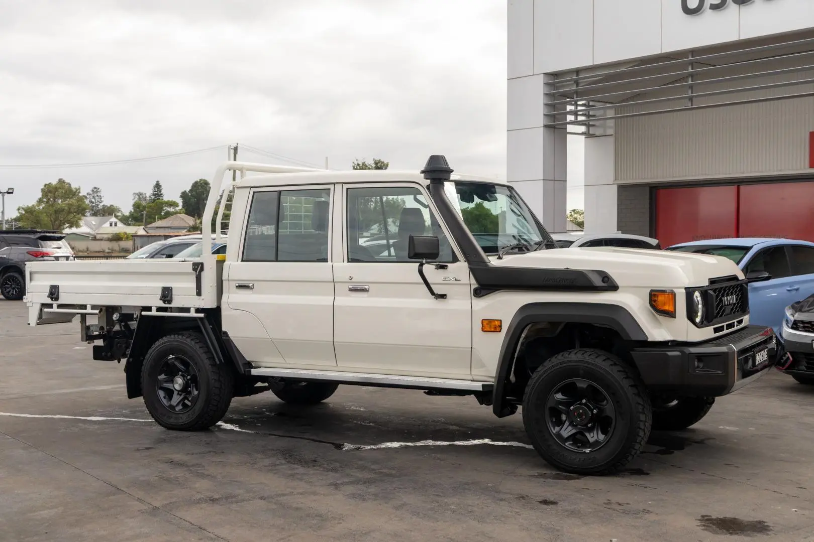 2024 Toyota Landcruiser Gallery Image 3