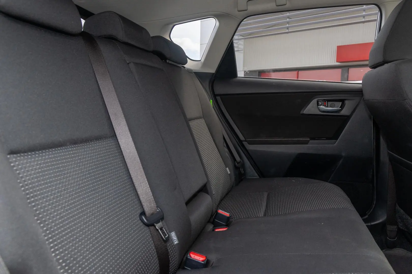 2018 Toyota Corolla Gallery Image 9