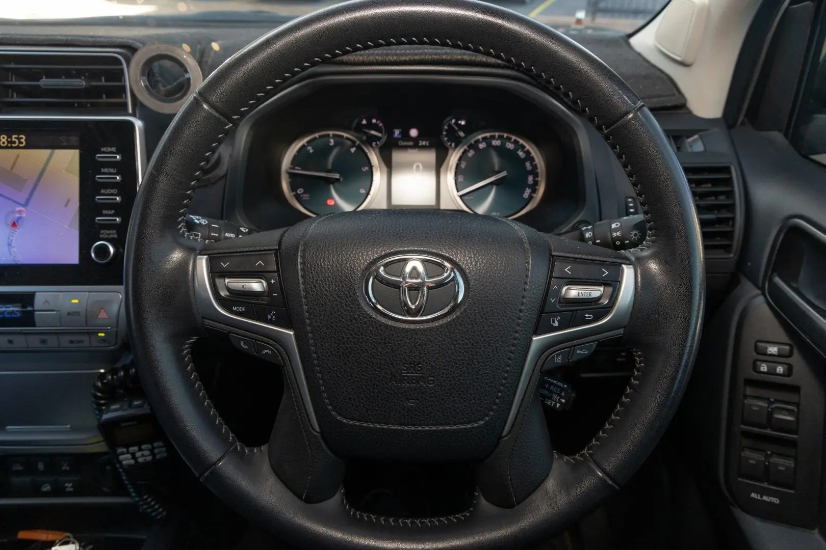 2021 Toyota Landcruiser Prado Gallery Image 10