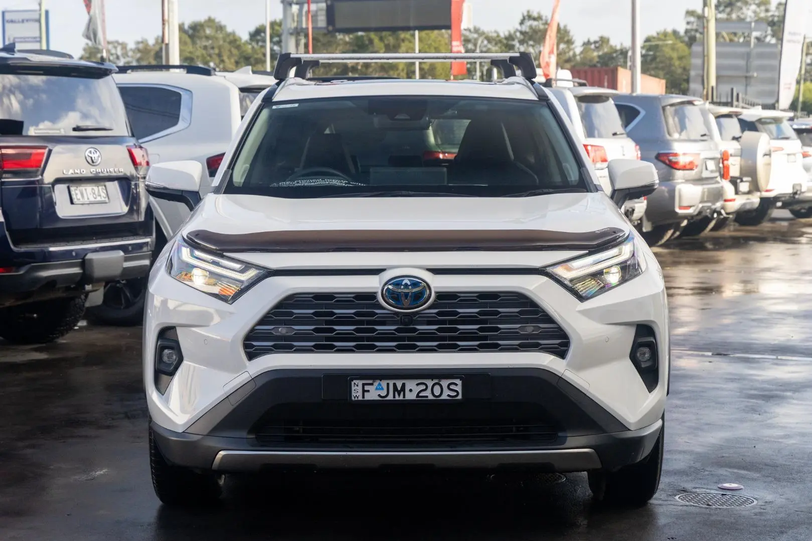 2024 Toyota RAV4 Gallery Image 4