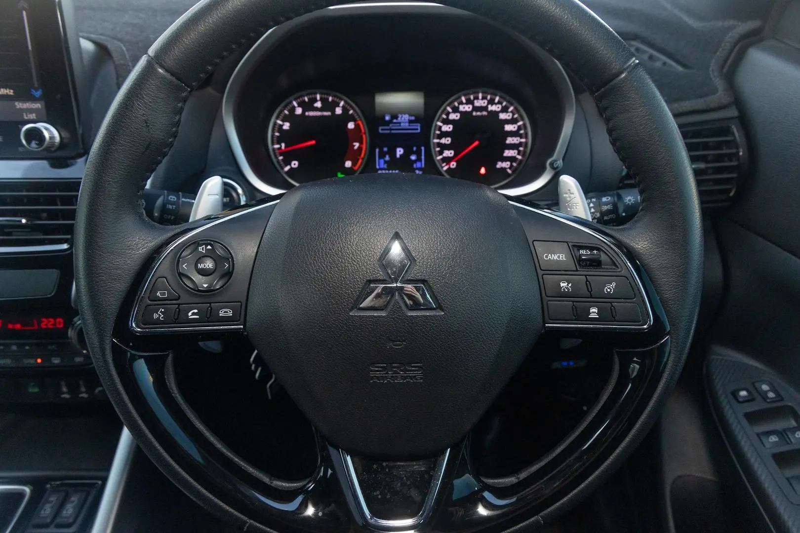 2020 Mitsubishi Eclipse Cross Gallery Image 10