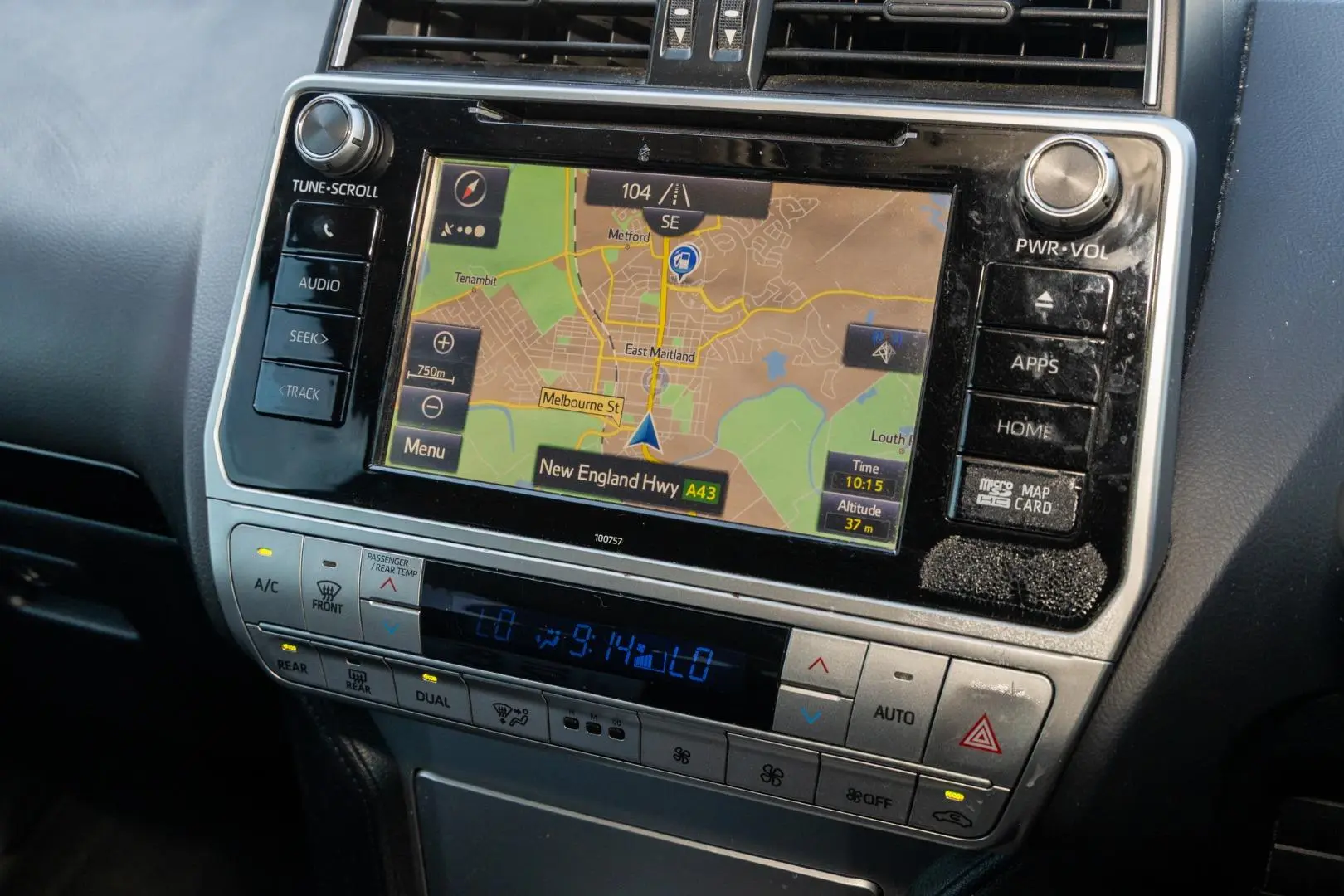 2018 Toyota Landcruiser Prado Gallery Image 13