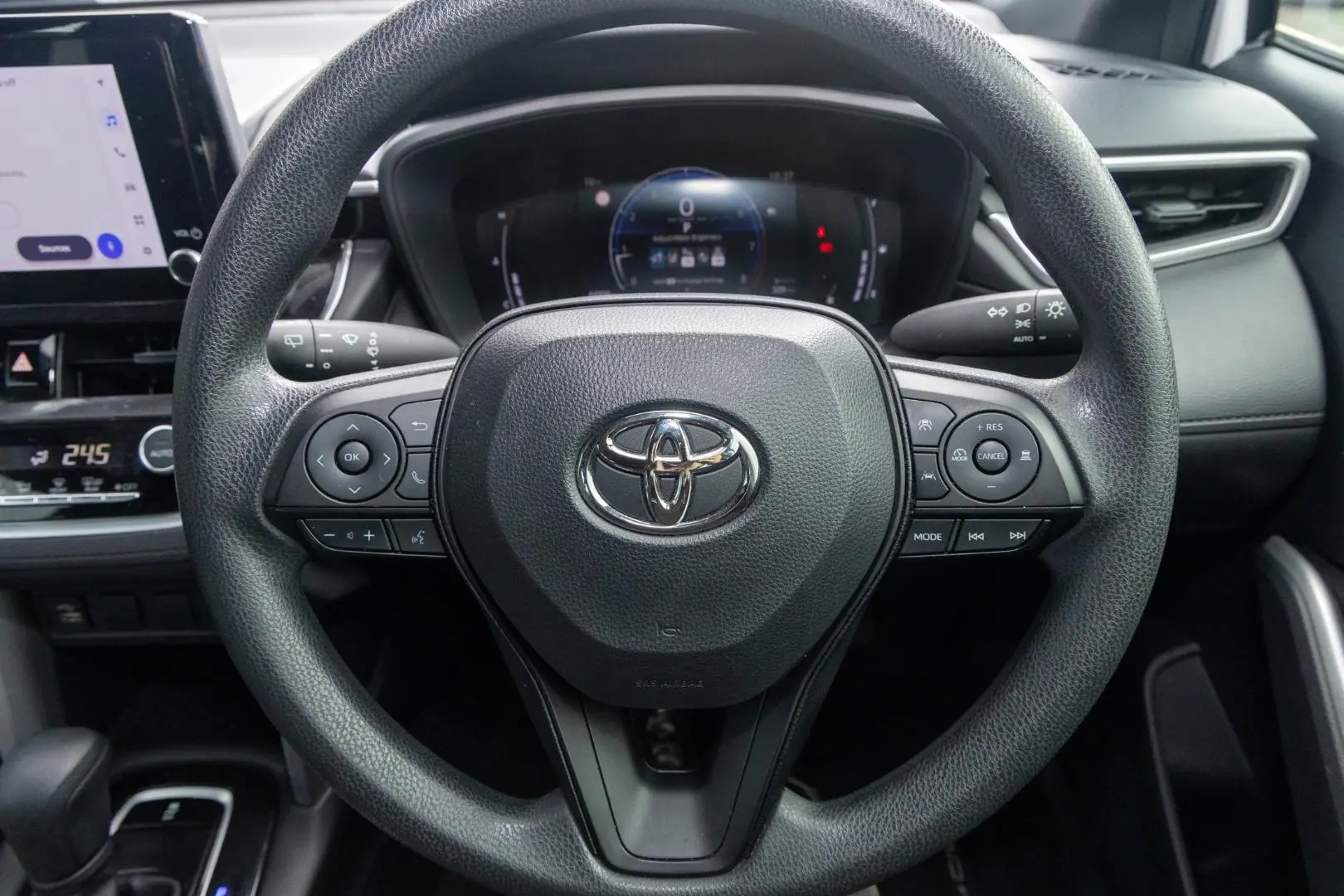 2023 Toyota Corolla Cross Gallery Image 10