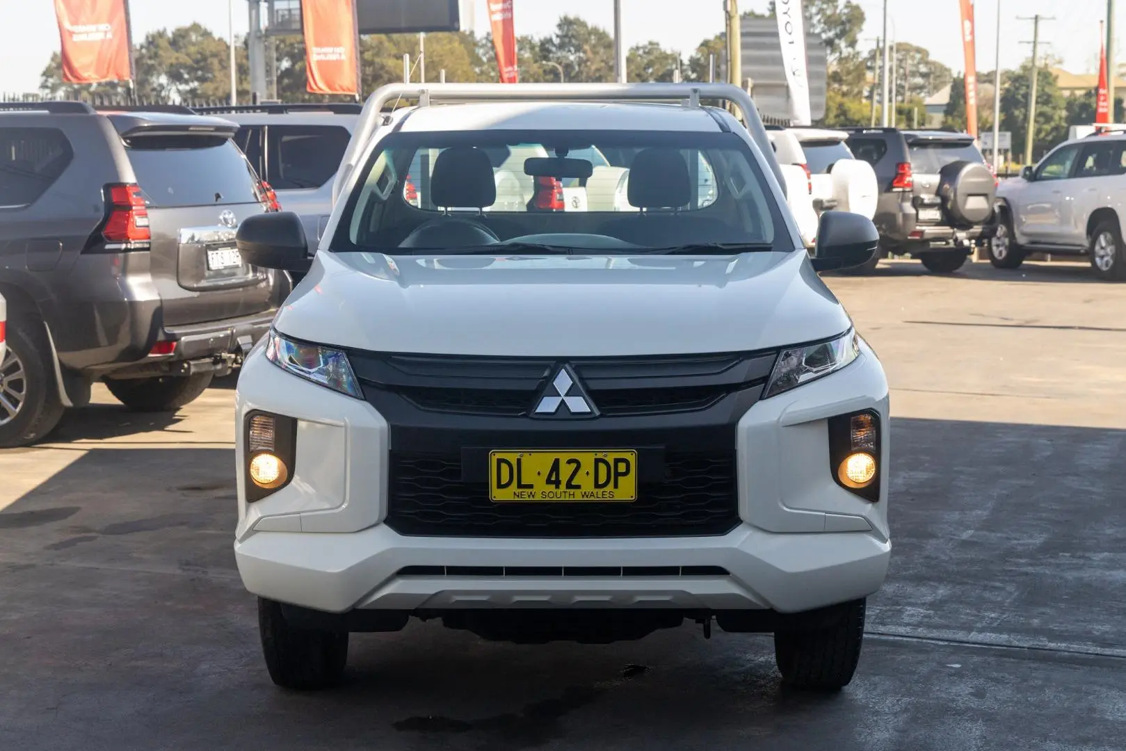 2021 Mitsubishi Triton Gallery Image 4