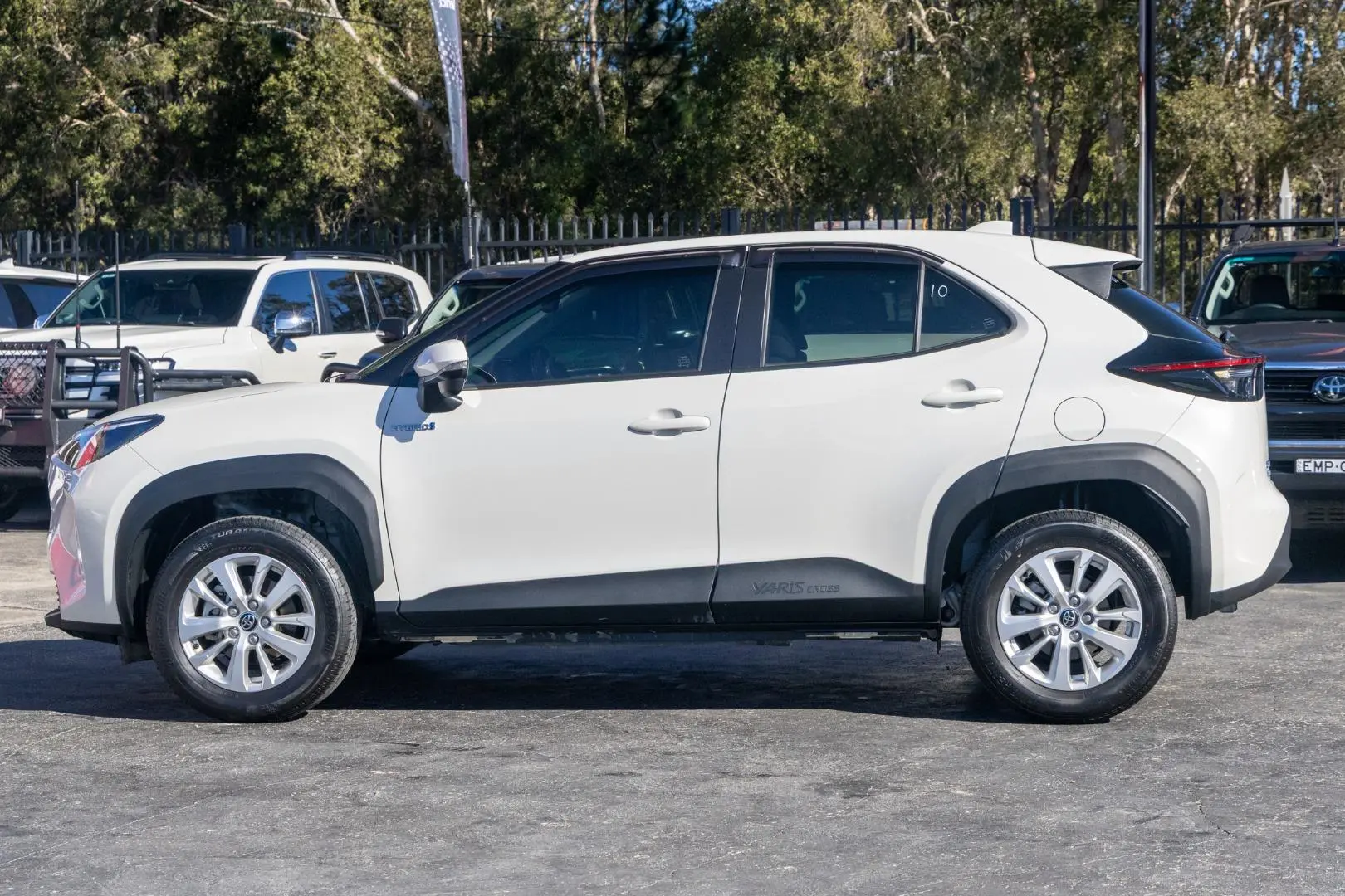 2022 Toyota Yaris Cross Gallery Image 3