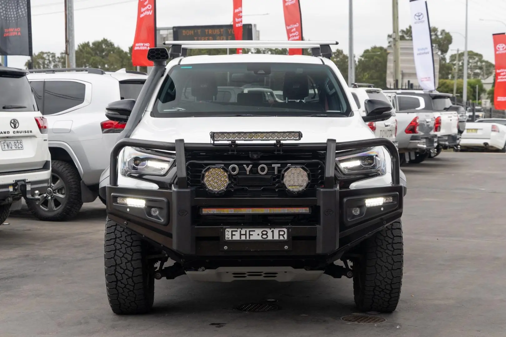 2024 Toyota Hilux Gallery Image 4