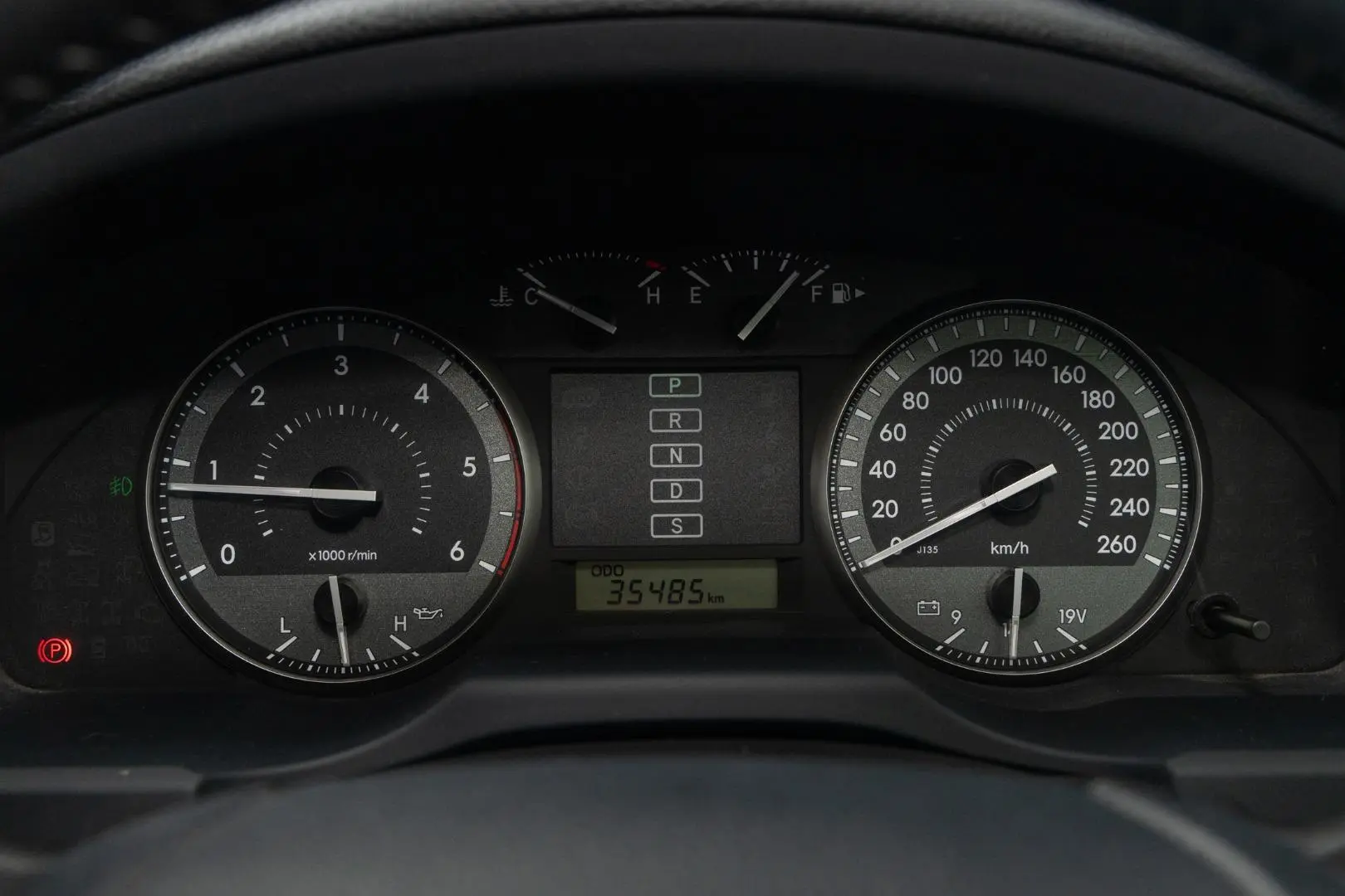 2018 Toyota Landcruiser Gallery Image 13