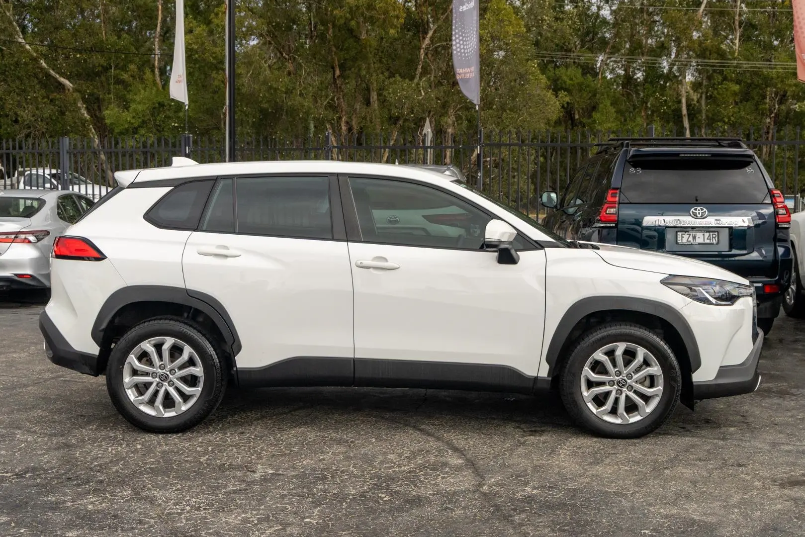2023 Toyota Corolla Cross Gallery Image 3