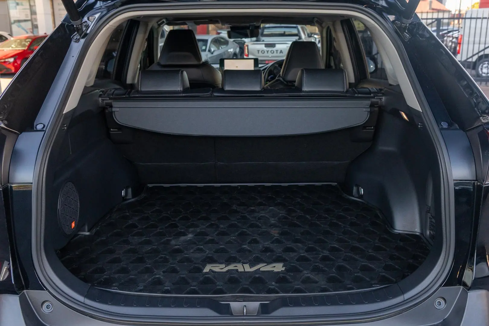 2023 Toyota RAV4 Gallery Image 19