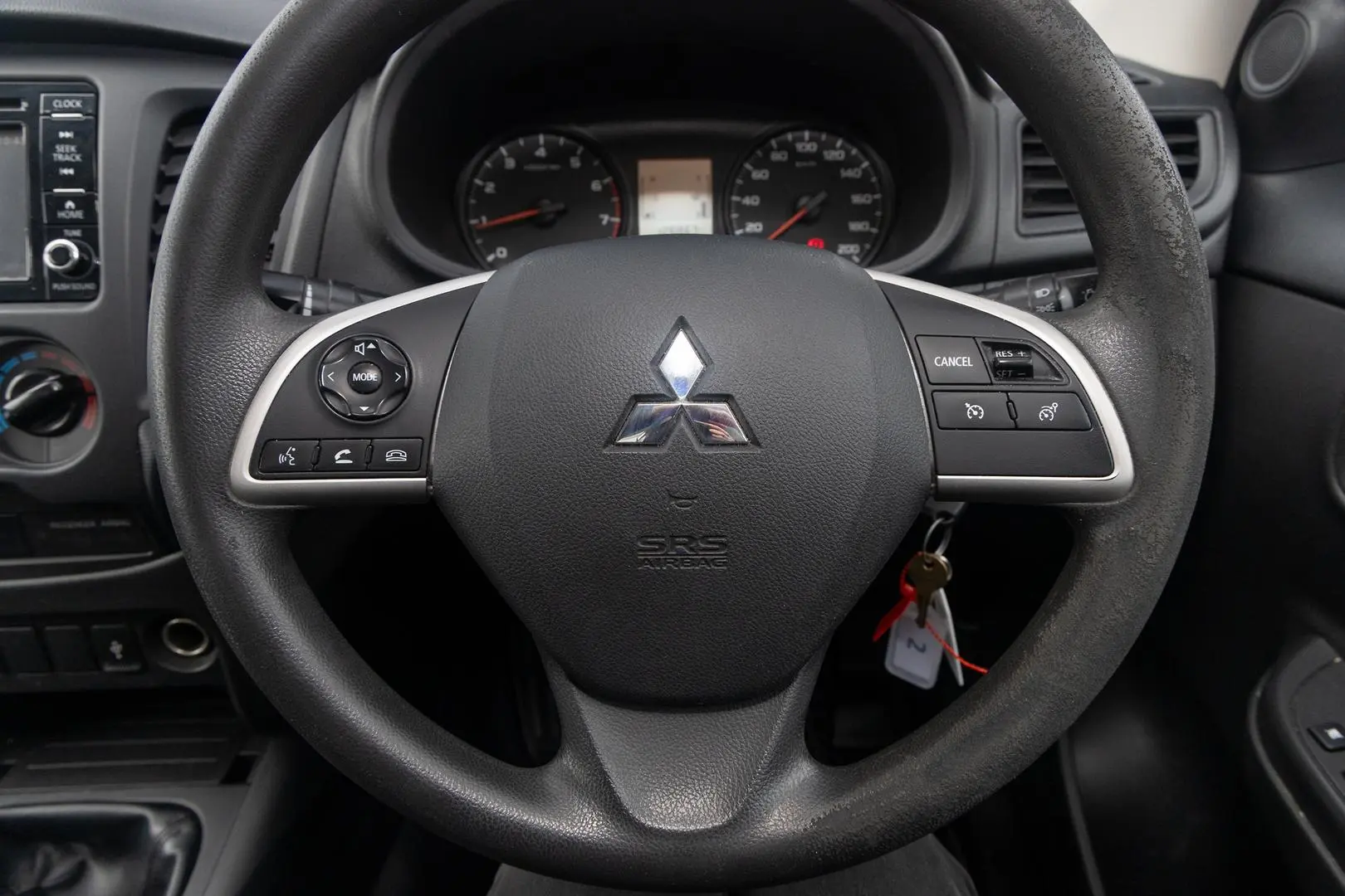 2018 Mitsubishi Triton Gallery Image 9