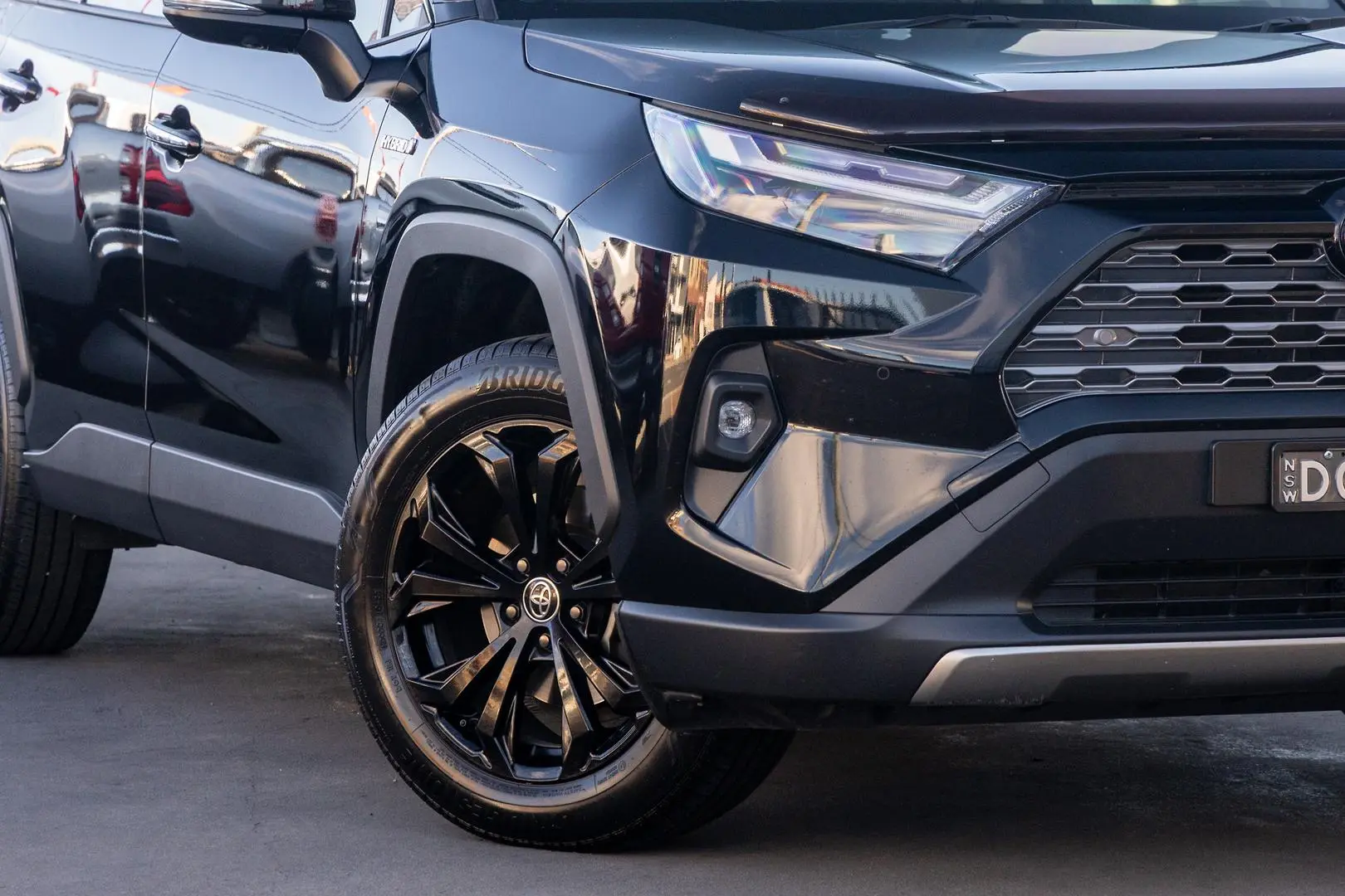 2023 Toyota RAV4 Gallery Image 6