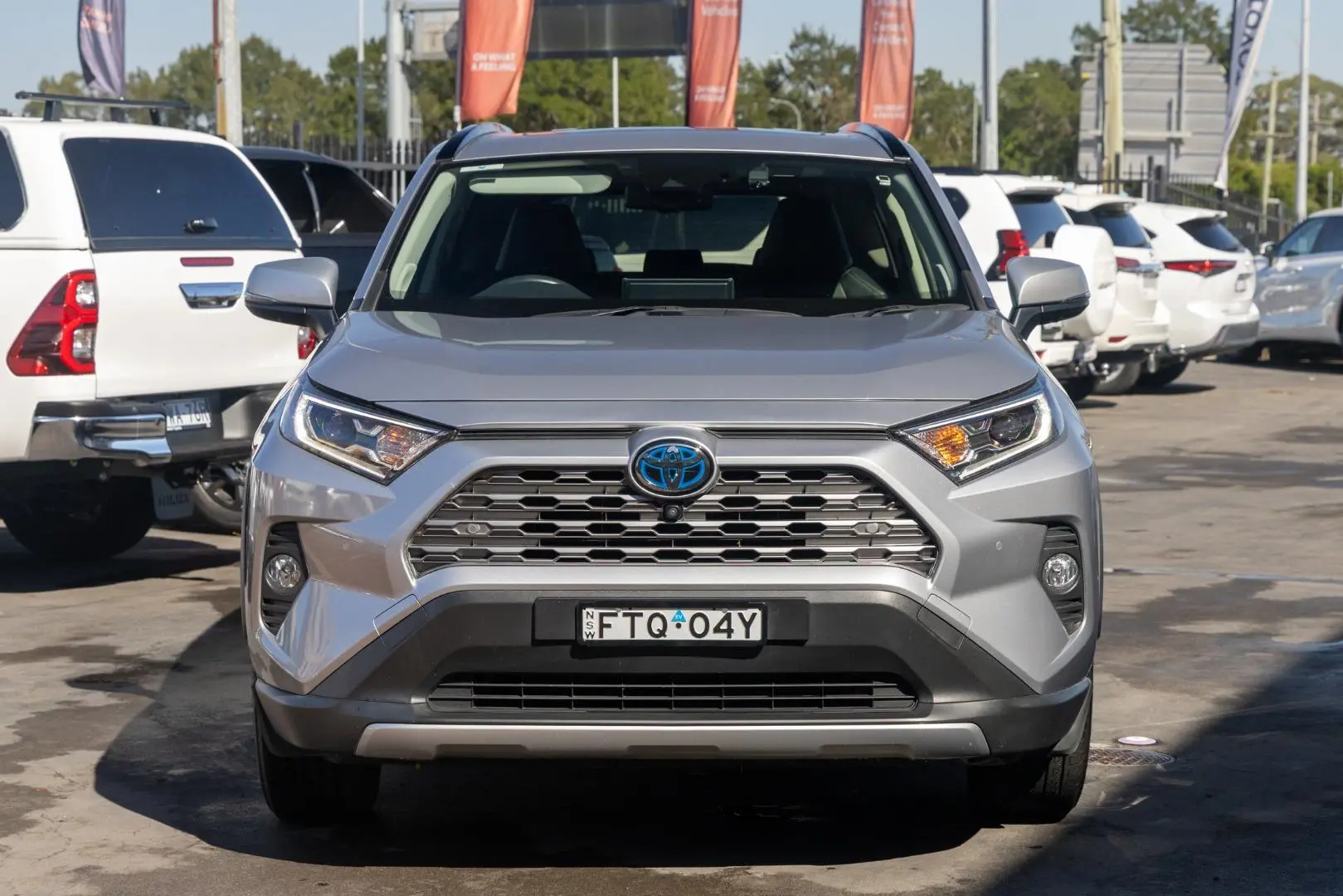 2020 Toyota RAV4 Gallery Image 4