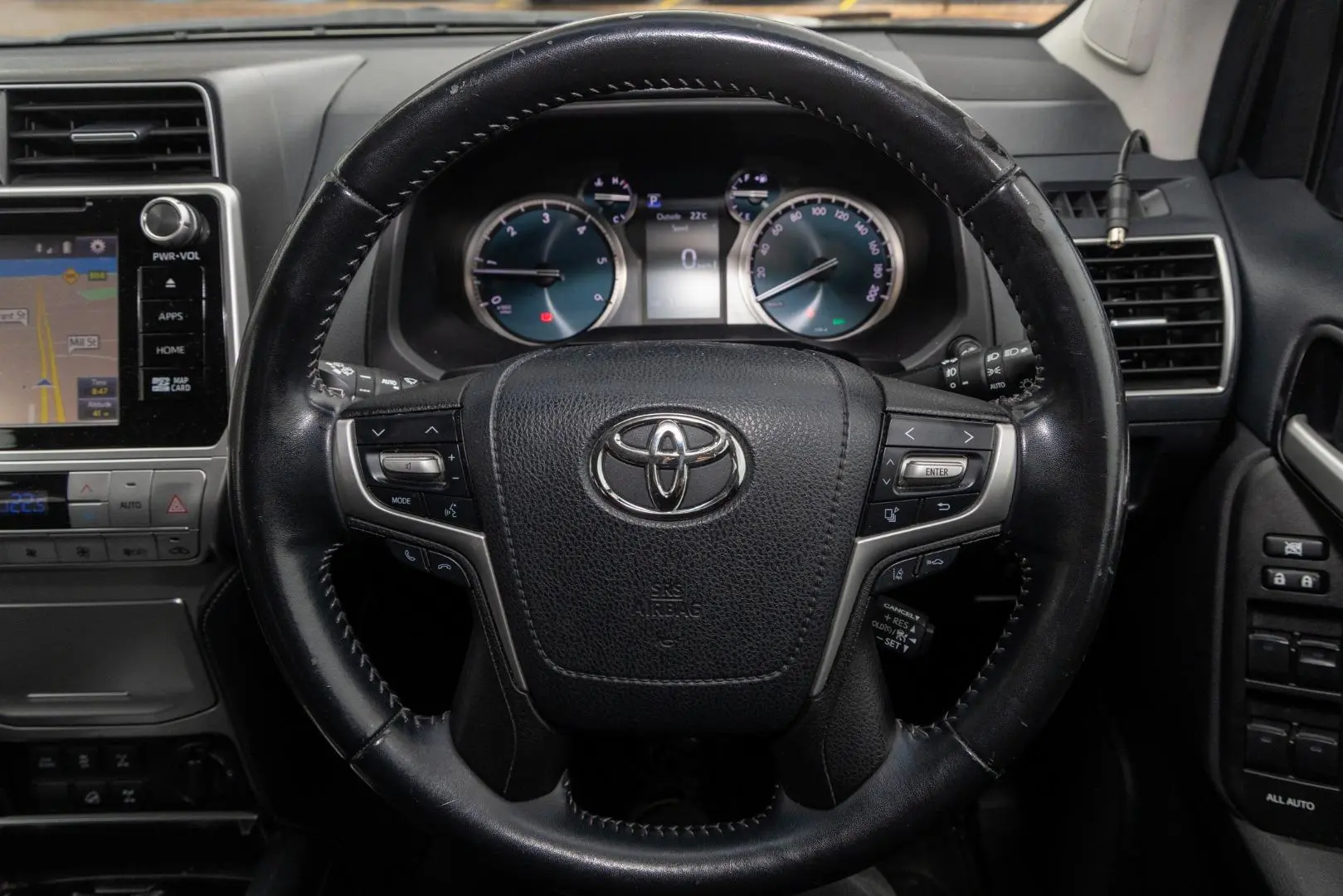 2019 Toyota Landcruiser Prado Gallery Image 10