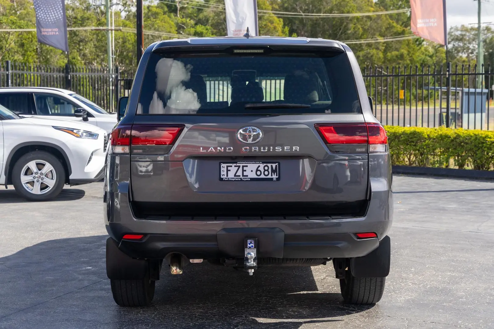 2022 Toyota Landcruiser Gallery Image 5