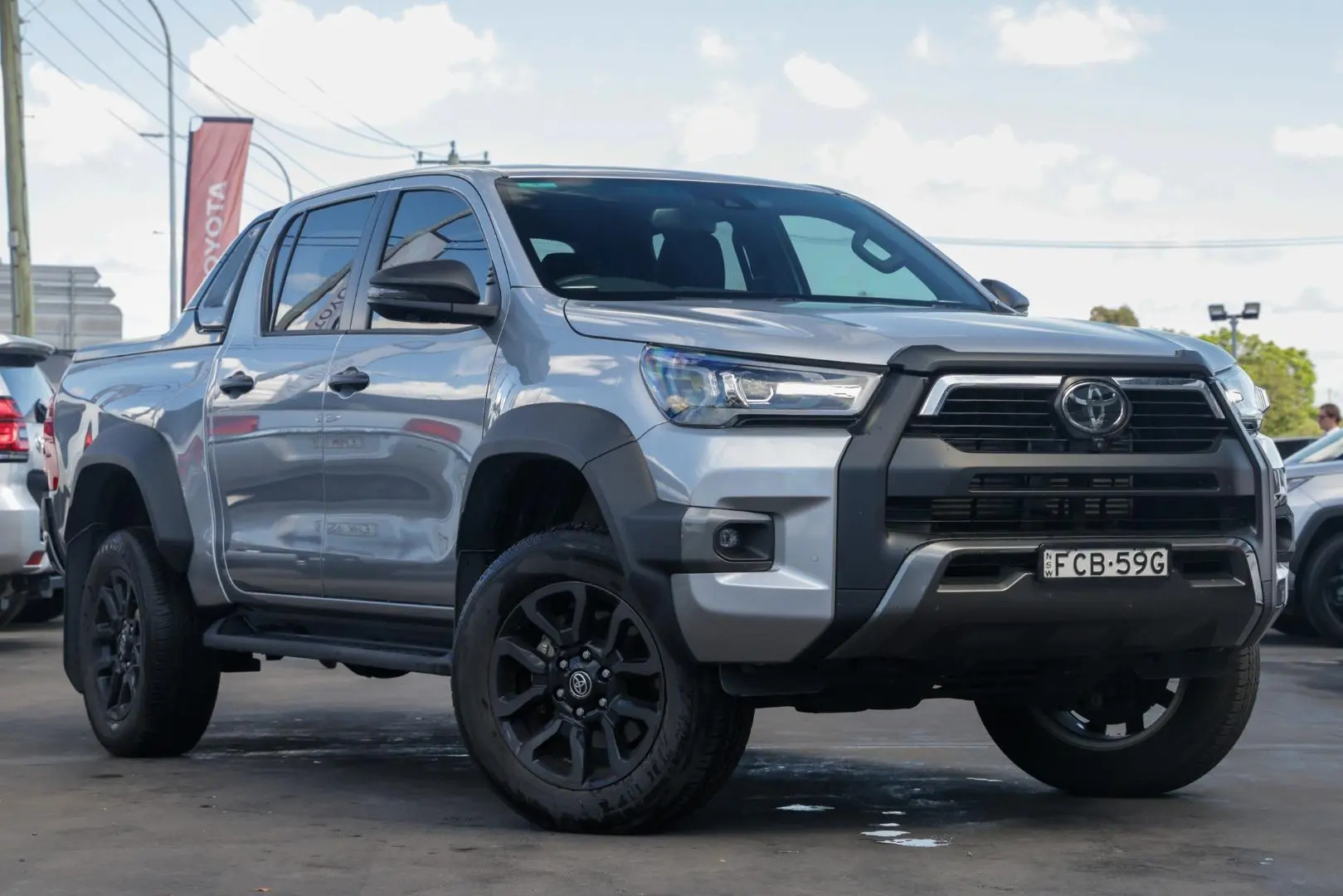 2023 Toyota Hilux Gallery Image 1