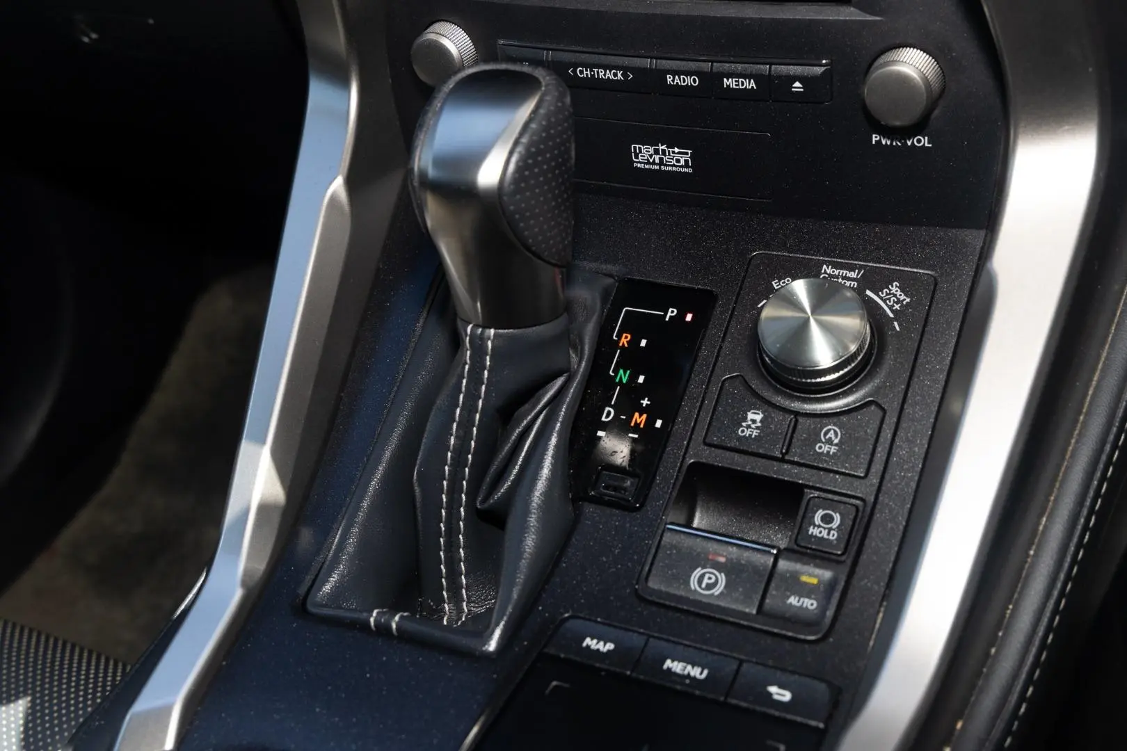 2020 Lexus NX Gallery Image 17