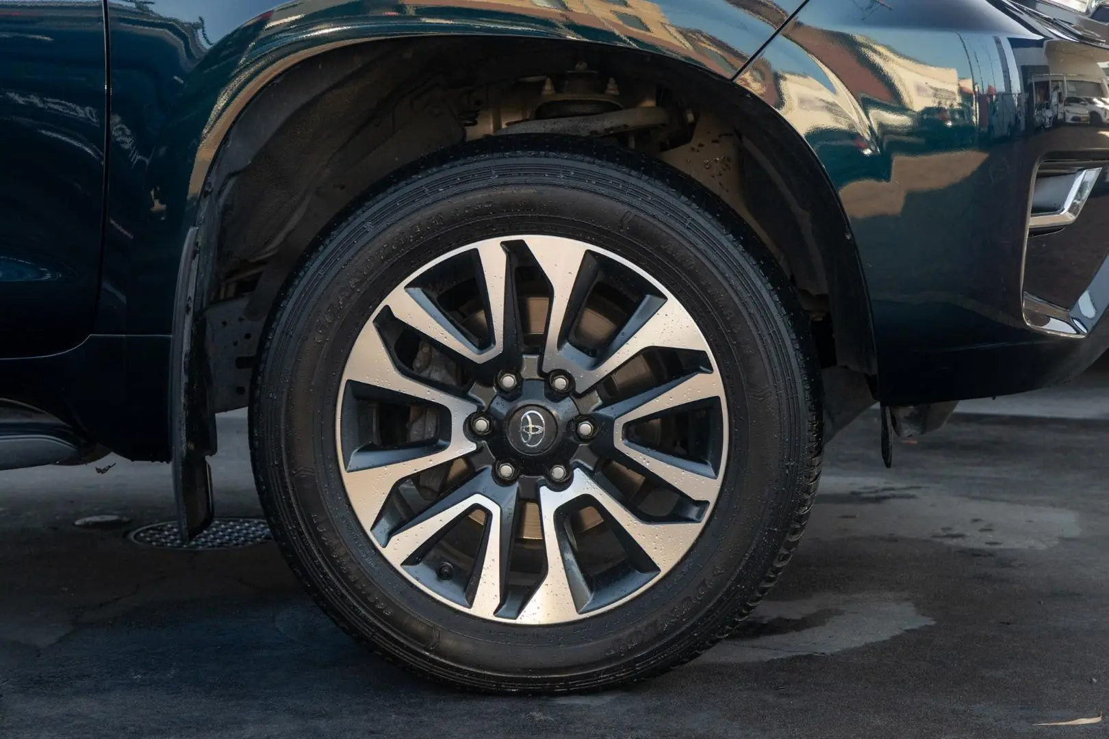 2021 Toyota Landcruiser Prado Gallery Image 22