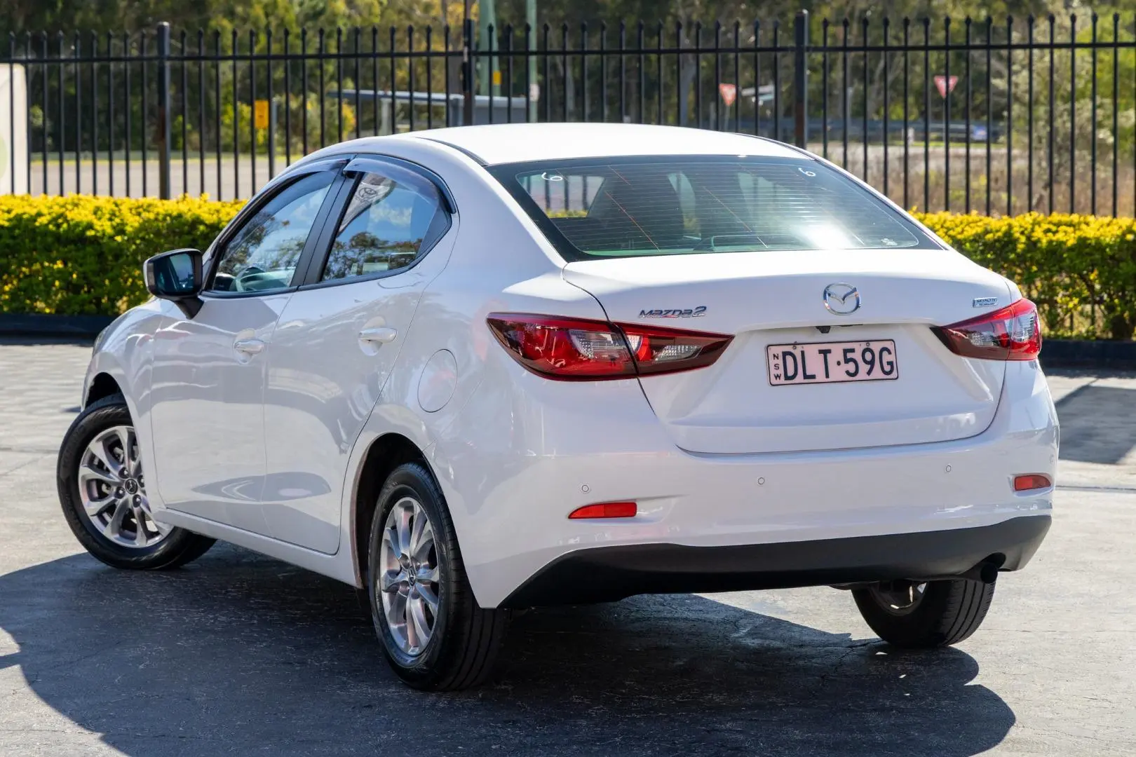 2016 Mazda 2 Gallery Image 2