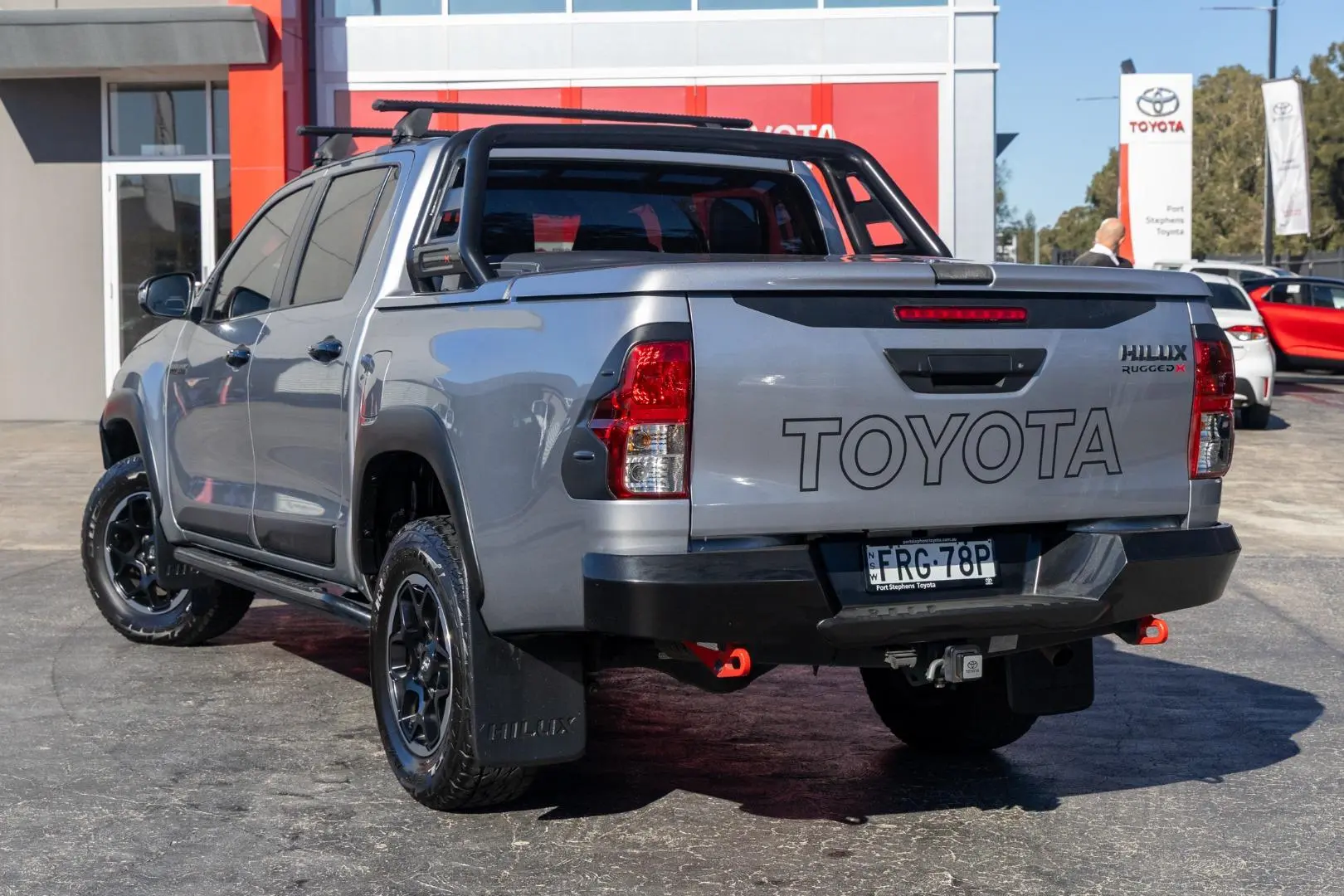 2019 Toyota Hilux Gallery Image 2