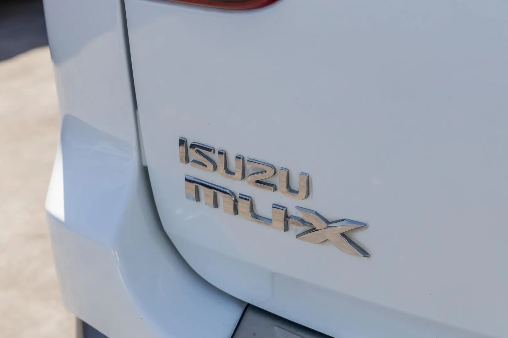 2020 Isuzu MU-X Gallery Image 22