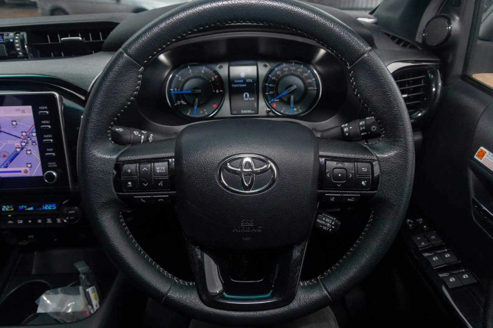 2022 Toyota Hilux Gallery Image 6