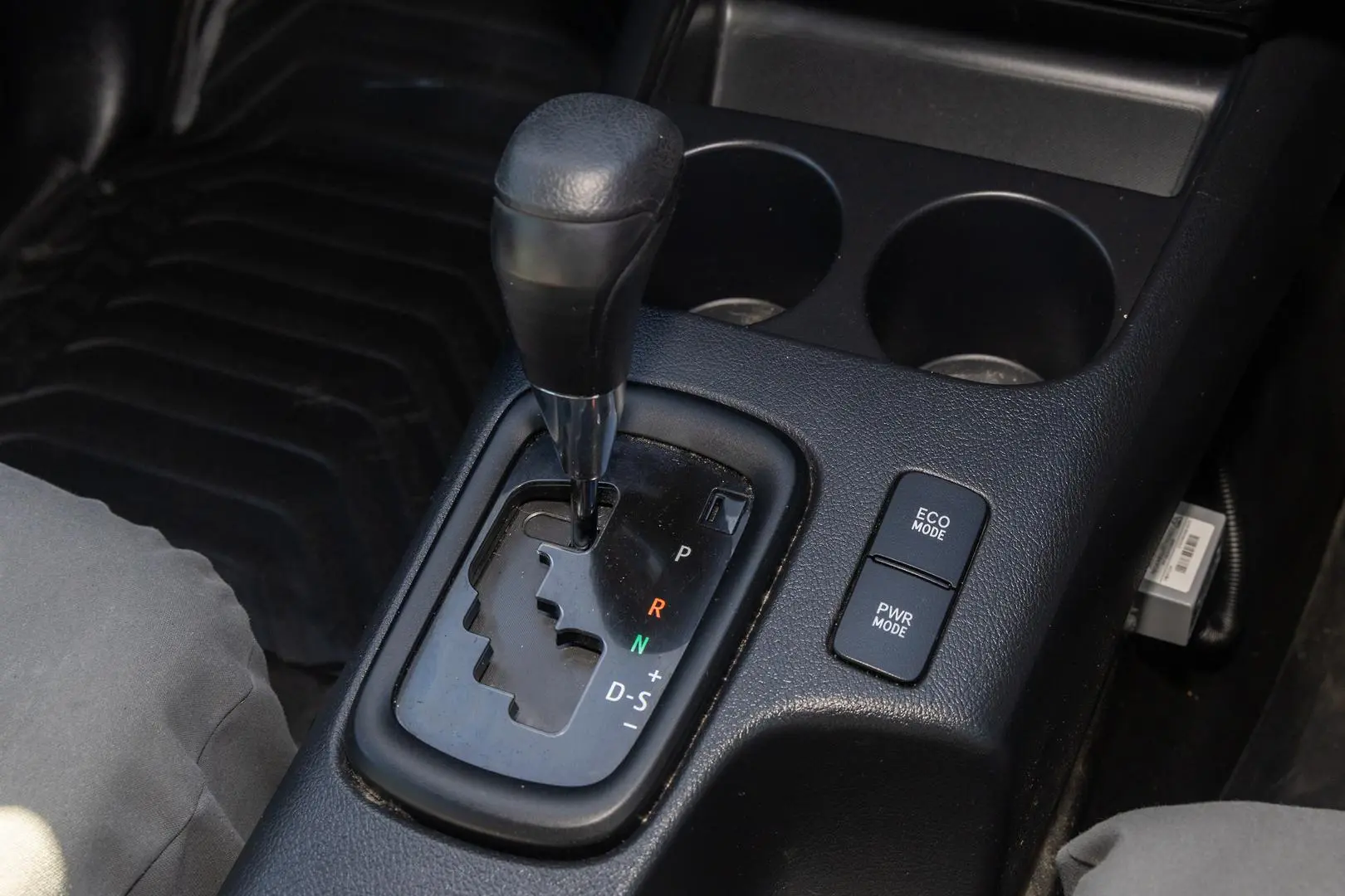 2021 Toyota Hilux Gallery Image 17