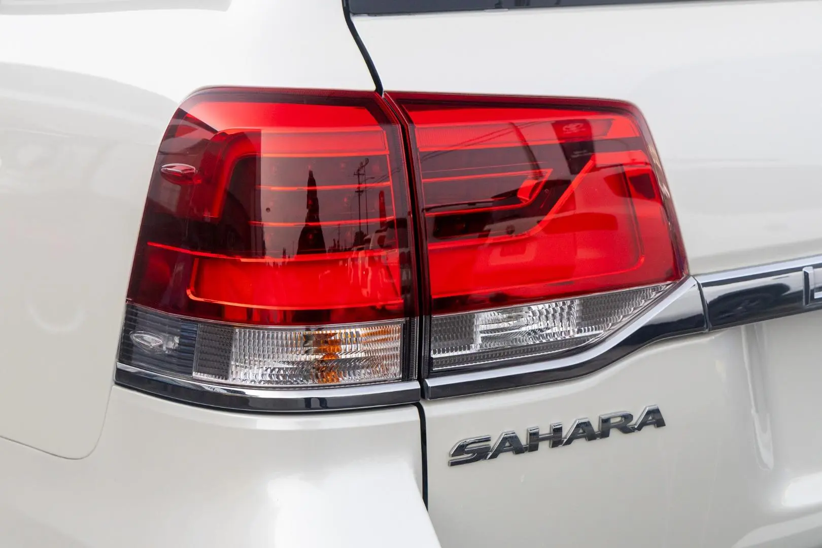 2019 Toyota Landcruiser Gallery Image 21