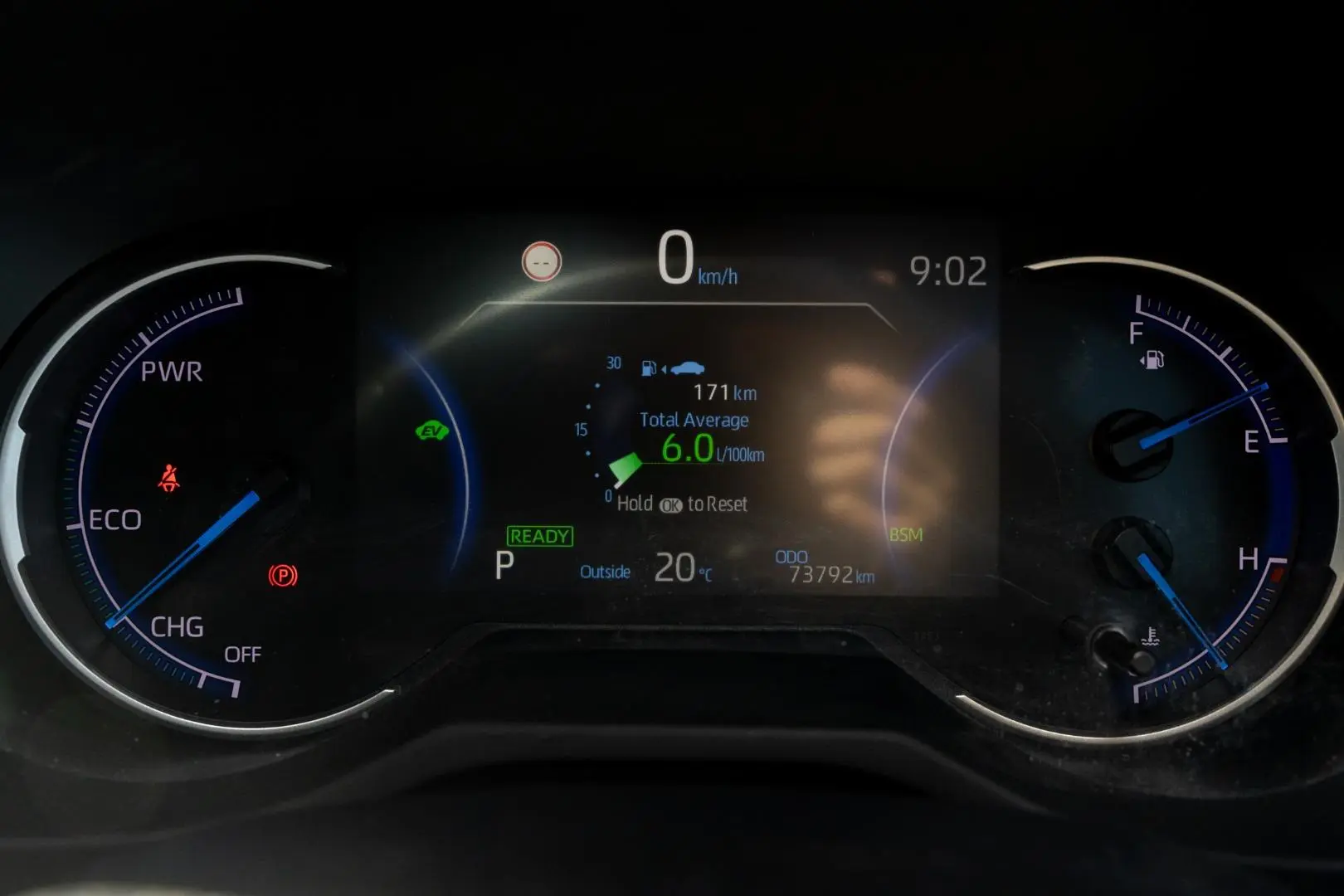 2020 Toyota RAV4 Gallery Image 13