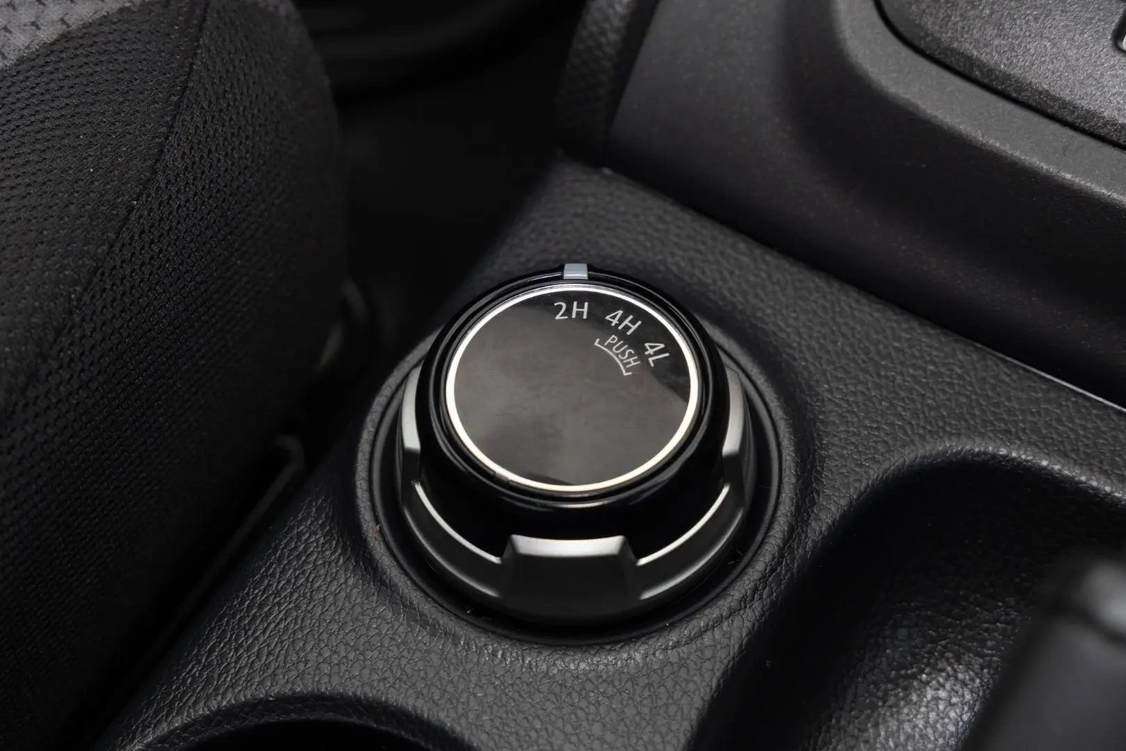 2022 Mitsubishi Triton Gallery Image 16