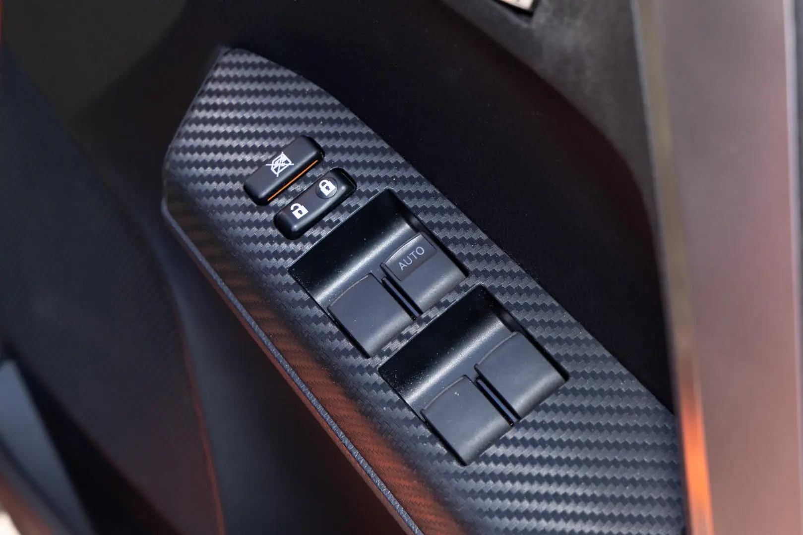 2015 Toyota RAV4 Gallery Image 18