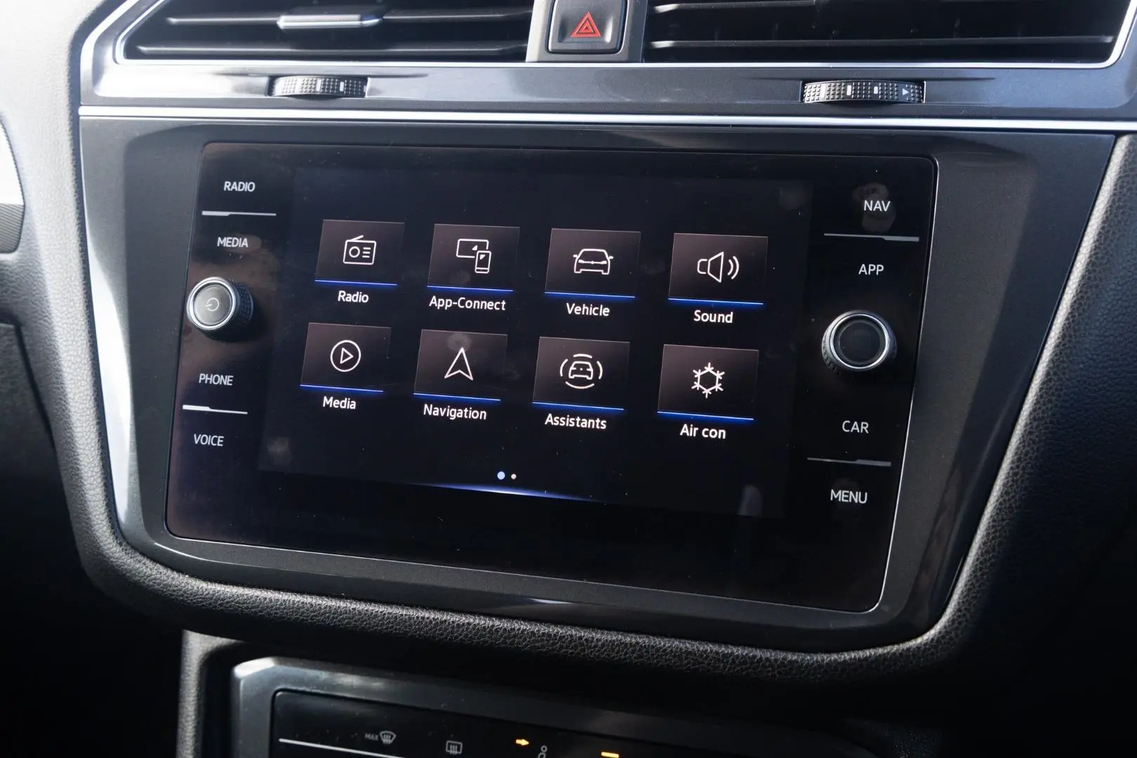 2022 Volkswagen Tiguan Gallery Image 14
