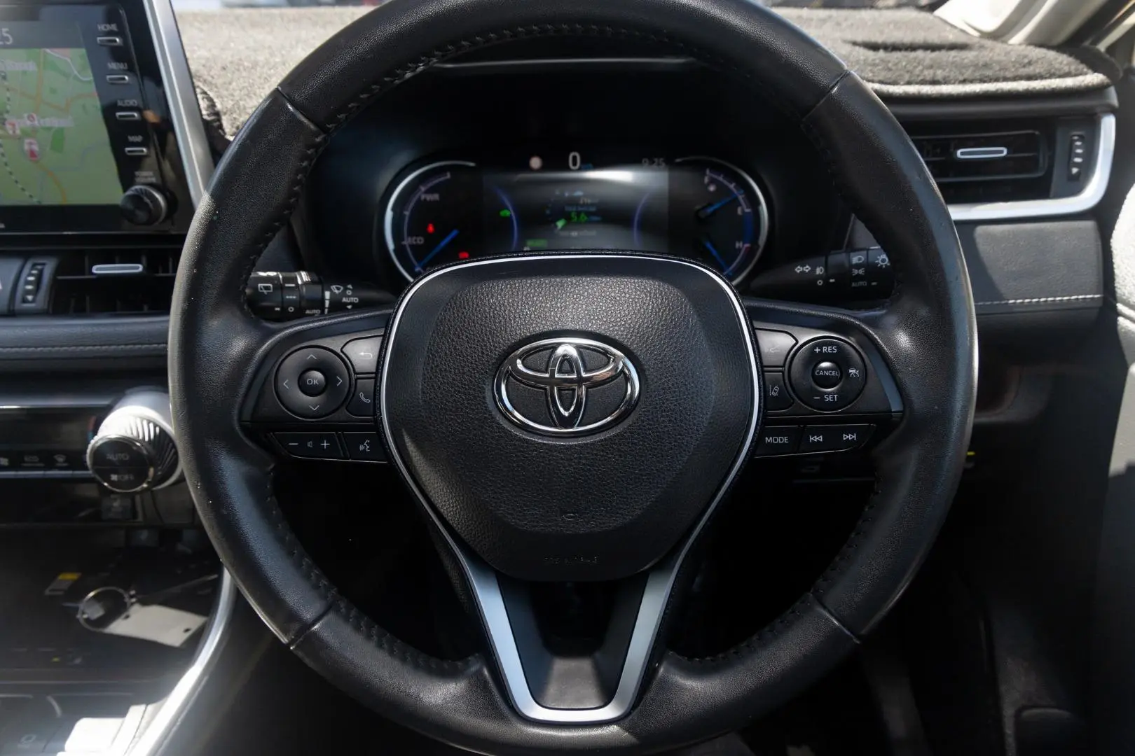 2021 Toyota RAV4 Gallery Image 10