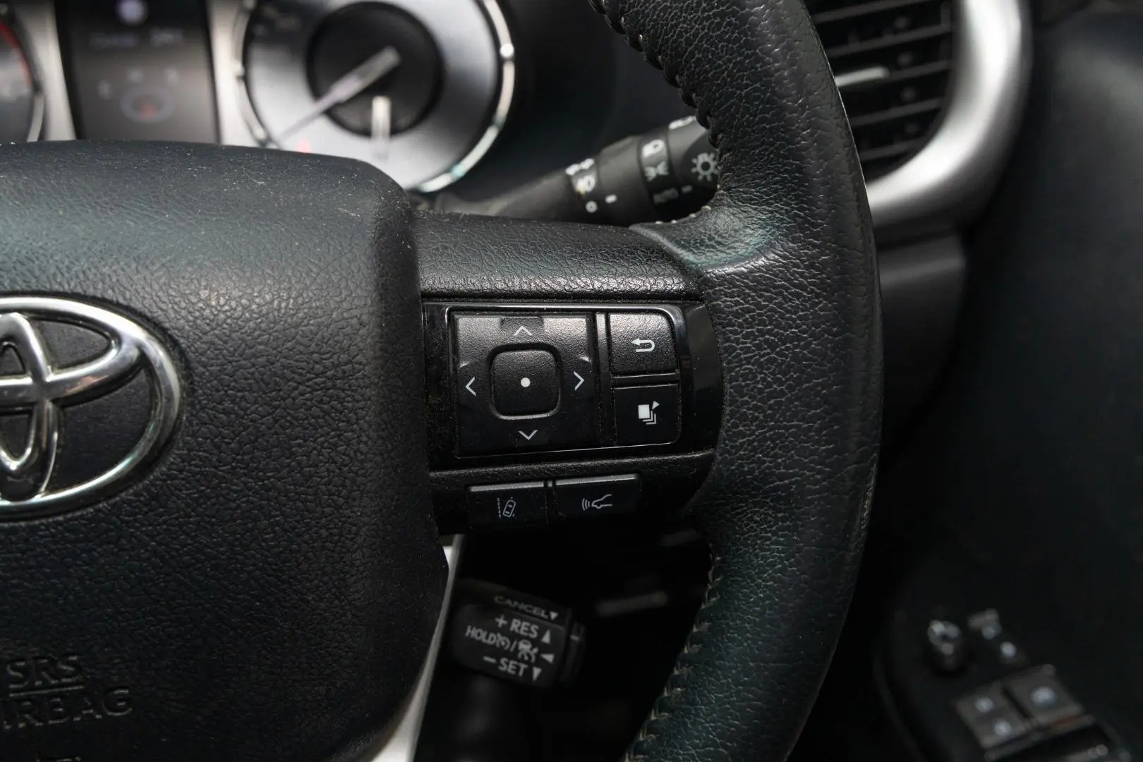 2021 Toyota Hilux Gallery Image 12