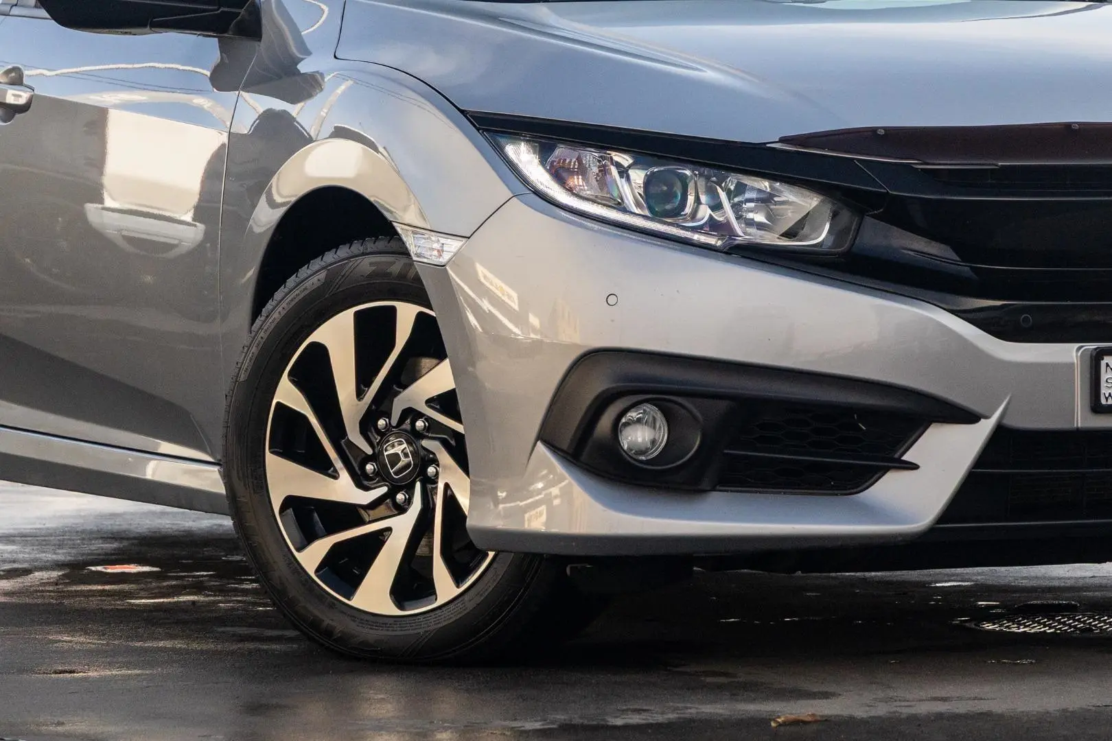 2018 Honda Civic Gallery Image 6