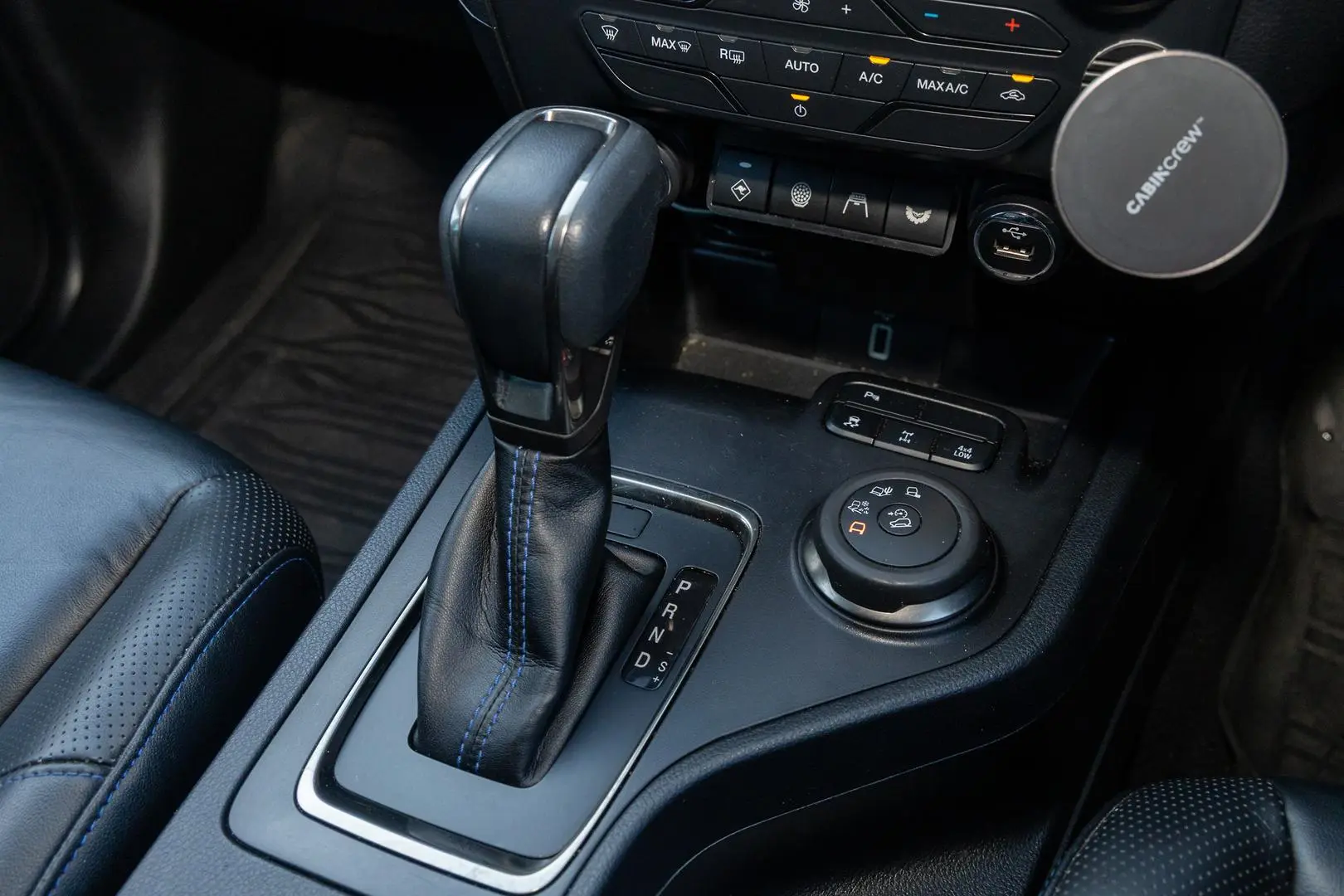 2020 Ford Everest Gallery Image 17