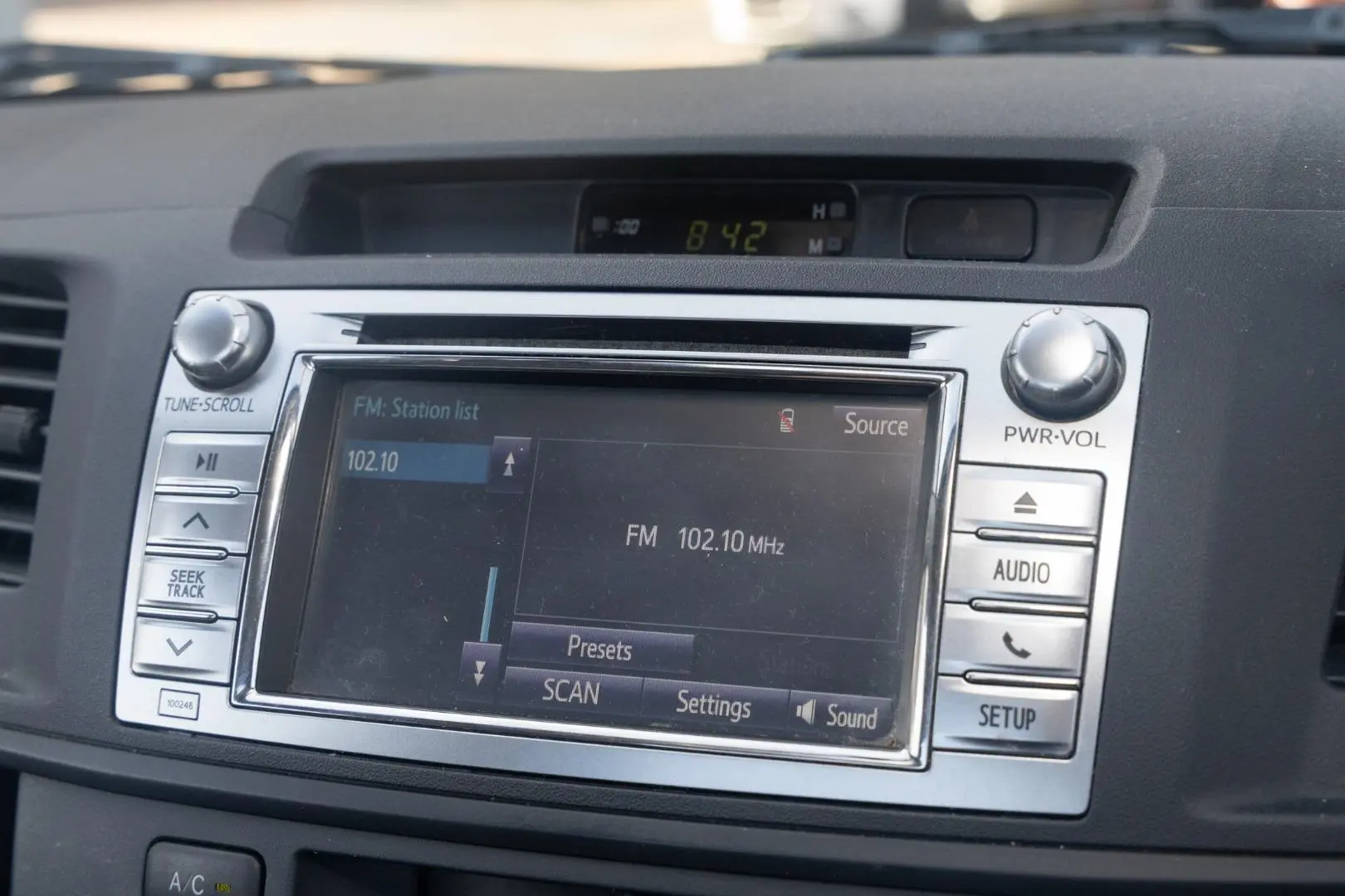 2019 Toyota Hilux Gallery Image 12
